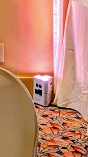 Rockville RockWedge LED 54W RGBWA+UV Rechargeable Wireless DMX Par Light customer photo 2