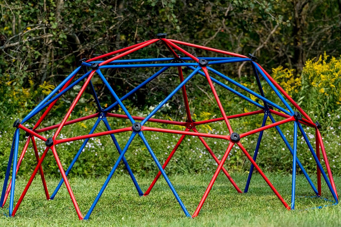 Lifetime 90951 Geometric Dome Climber Jungle Gym, 5.5' High x 11' Wide, Mantis Green & Bronze, 66-Inch customer photo 2