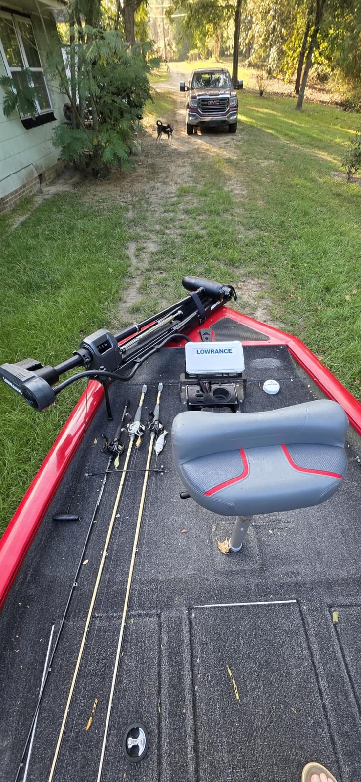 Lowrance Ghost Freshwater Trolling Motor, Ultra Quiet, Bow Mount, 97/120 lbs Thrust with Configurable Foot Pedal customer photo 1