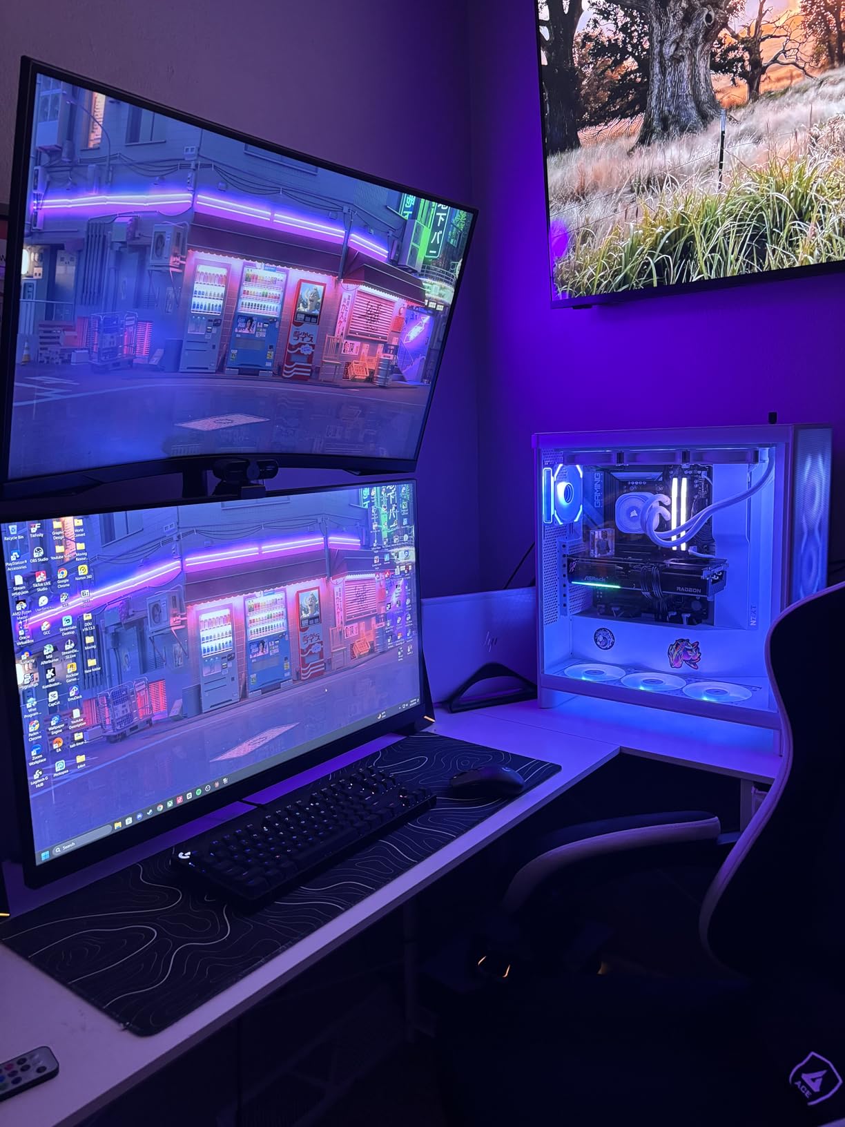 HUANUO Vertical Dual Monitor Mount, Stacked Monitor Stand for 2 Monitors with Height Adjustment Computer Monitor Arm Supports Two 17 to 32 Inch with C Clamp Each Desk Mount Hold up to 17.6lbs customer photo 2