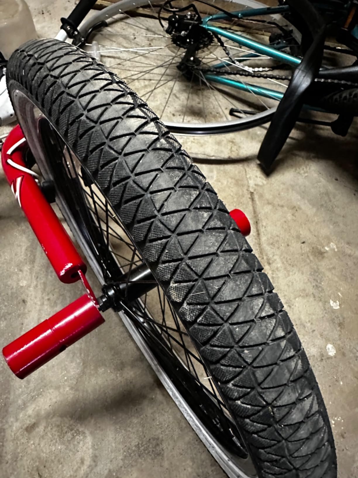 Dynacraft Tony Hawk 18-24 Inch Bike High-Performance & Durable, Perfect for Kids & Teens Learning BMX Tricks, Sturdy, Easy to Assemble, Ideal for Young Riders & Aspiring BMX Enthusiasts customer photo 2