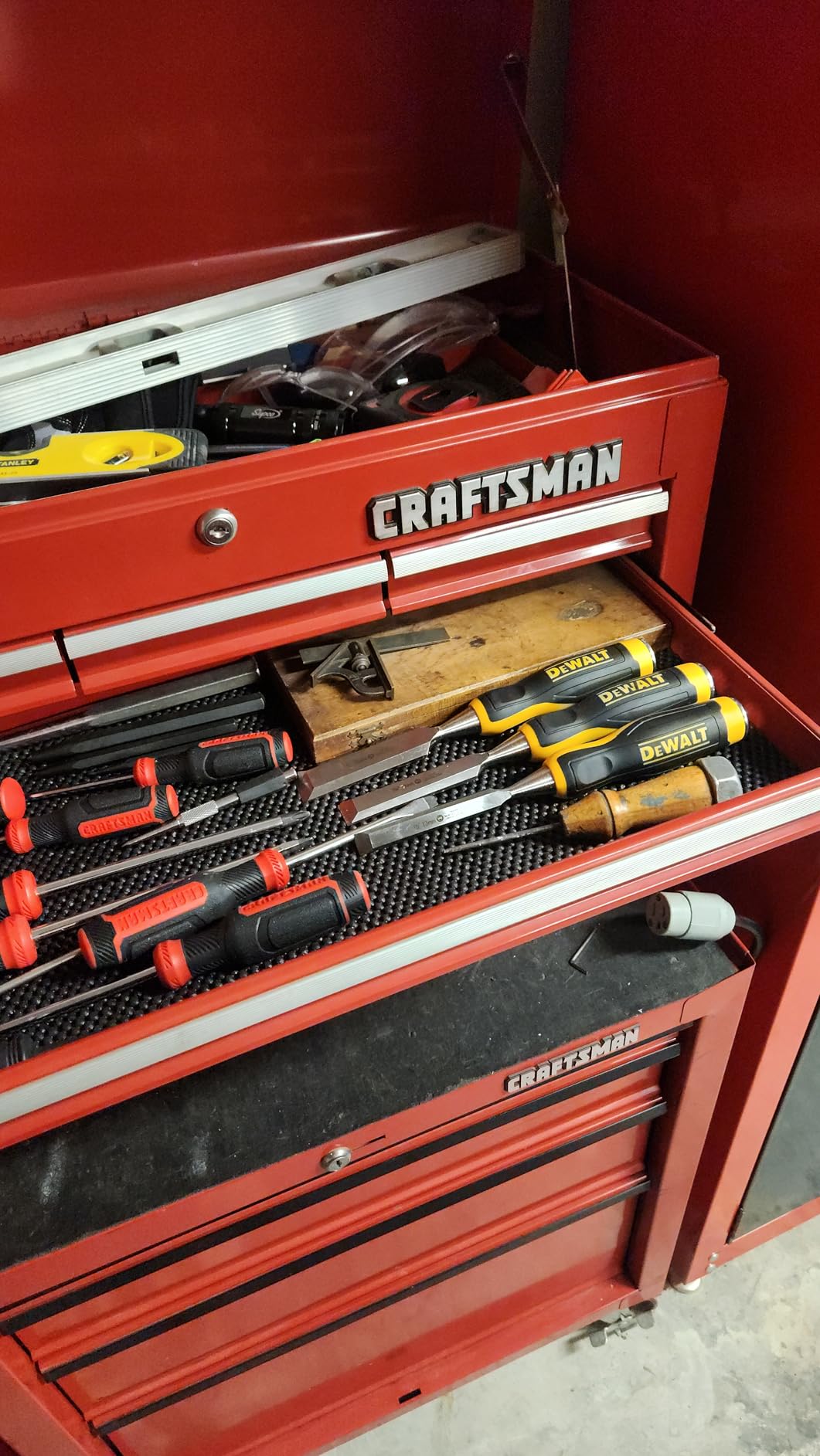 Dewalt Pro Wood Chisel Set 3 Piece customer photo 1
