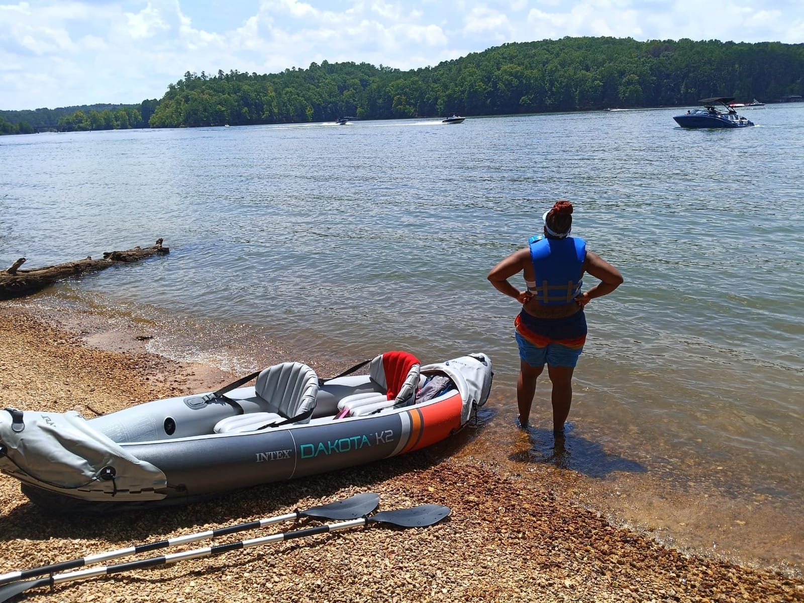 INTEX Dakota K2 Inflatable Kayak 2-Person Portable Set with Paddles & Pump | 68310VM - Sit-on Tandem Kayak with Interchangeable Skegs and Two Dry Bags for Gear, 10ft 3in x 3ft customer photo 1