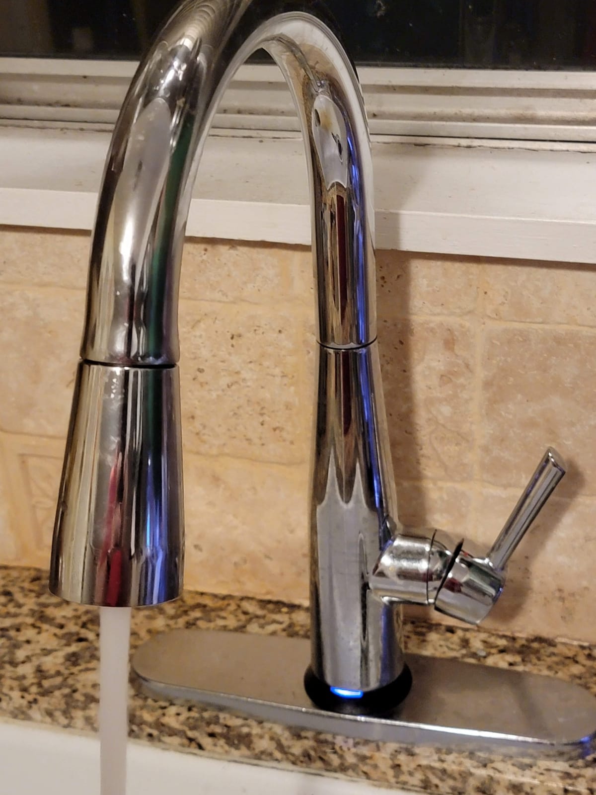 Delta Faucet Essa VoiceIQ Touchless Kitchen Faucet with Pull Down Sprayer, Smart Faucet, Alexa and Google Assistant Voice Activated, Kitchen Sink Faucet, Arctic Stainless 9113TV-AR-DST customer photo 1