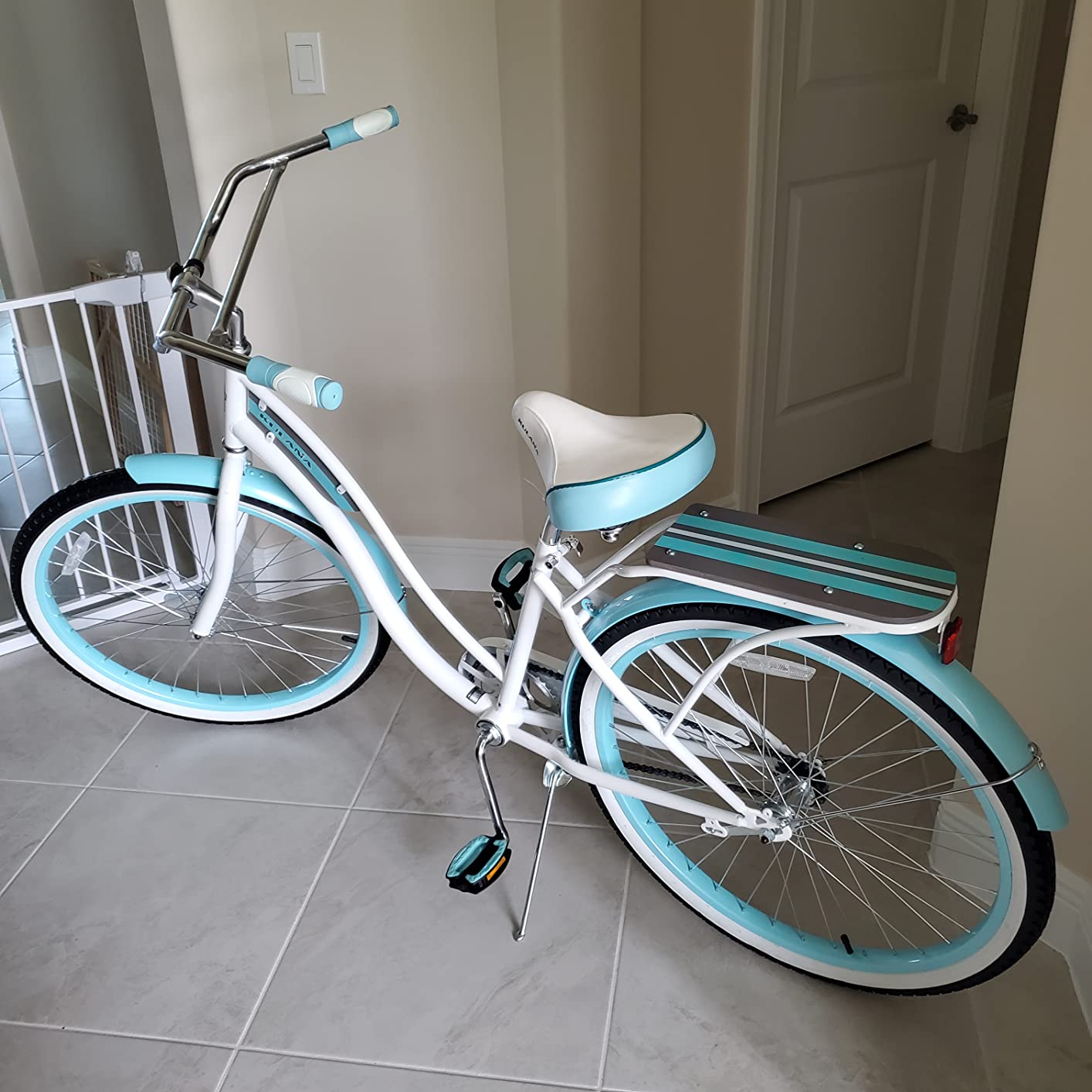 Kulana Lakona Shore, Tide or Wave Cruiser Bike, 20, 24 or 26 Inch Bike for Adults and Youth, 7 or Single Speed Beach Cruiser Bicycle, Rear Coaster Brake, Extra Wide, Cushioned Seat, Fenders customer photo 1