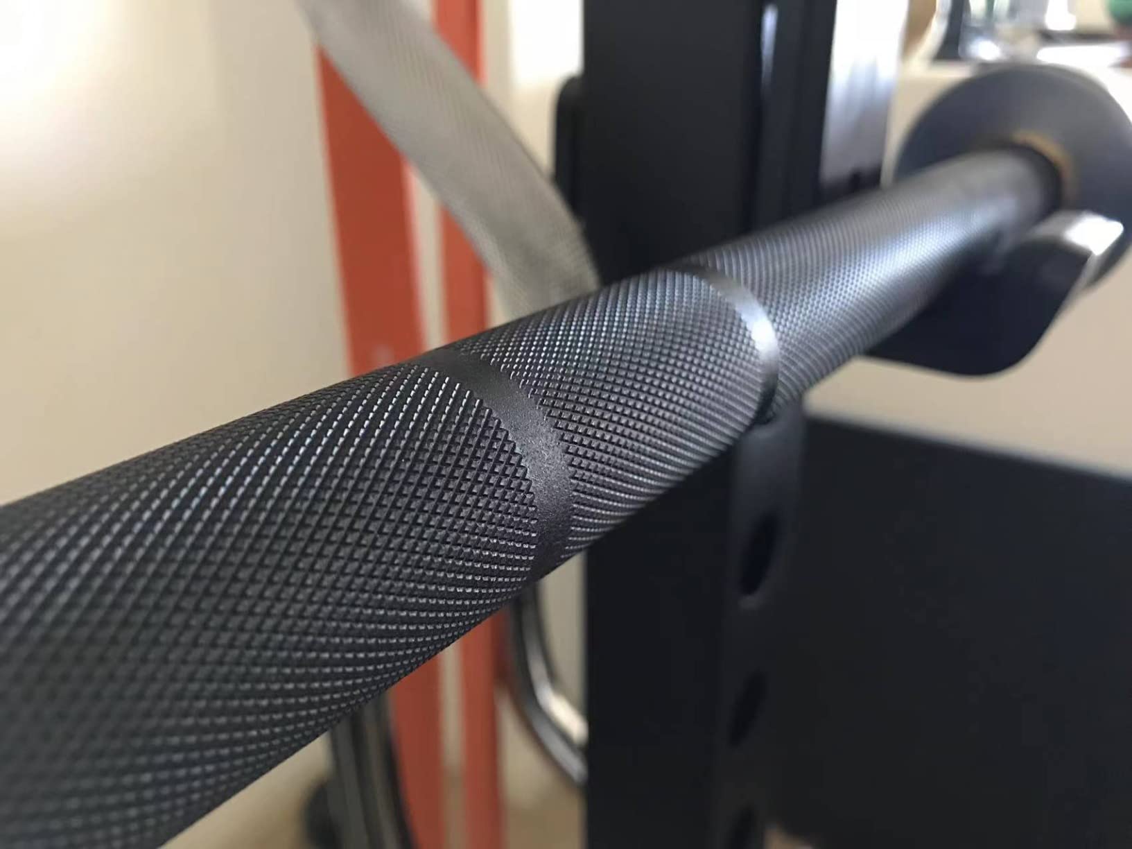 7FT Alloy Steel Olympic Barbell, 1500LB 45LB, 205,000 PSI alloy steel bar with 8 needle bearings, bushings, 1.2mm knurling, hard chrome finish customer photo 1