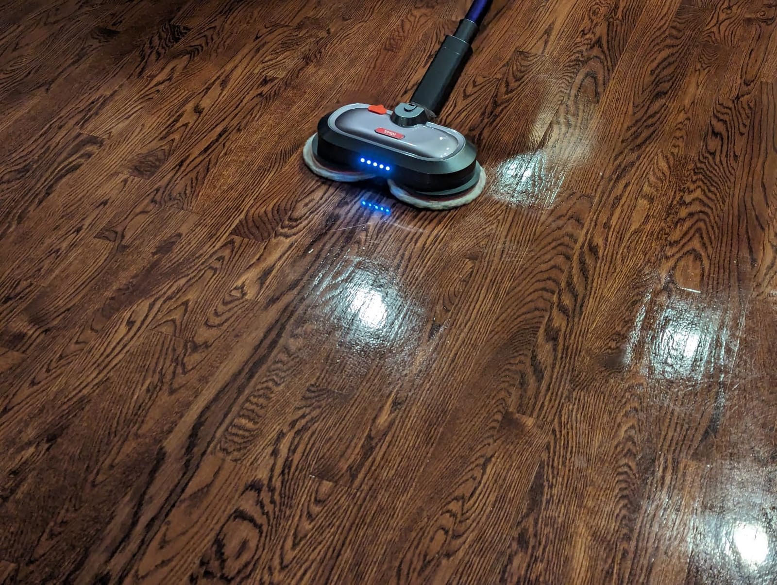 VMAI Electric Mop with Detachable Battery & 300ml Water Tank customer photo 2