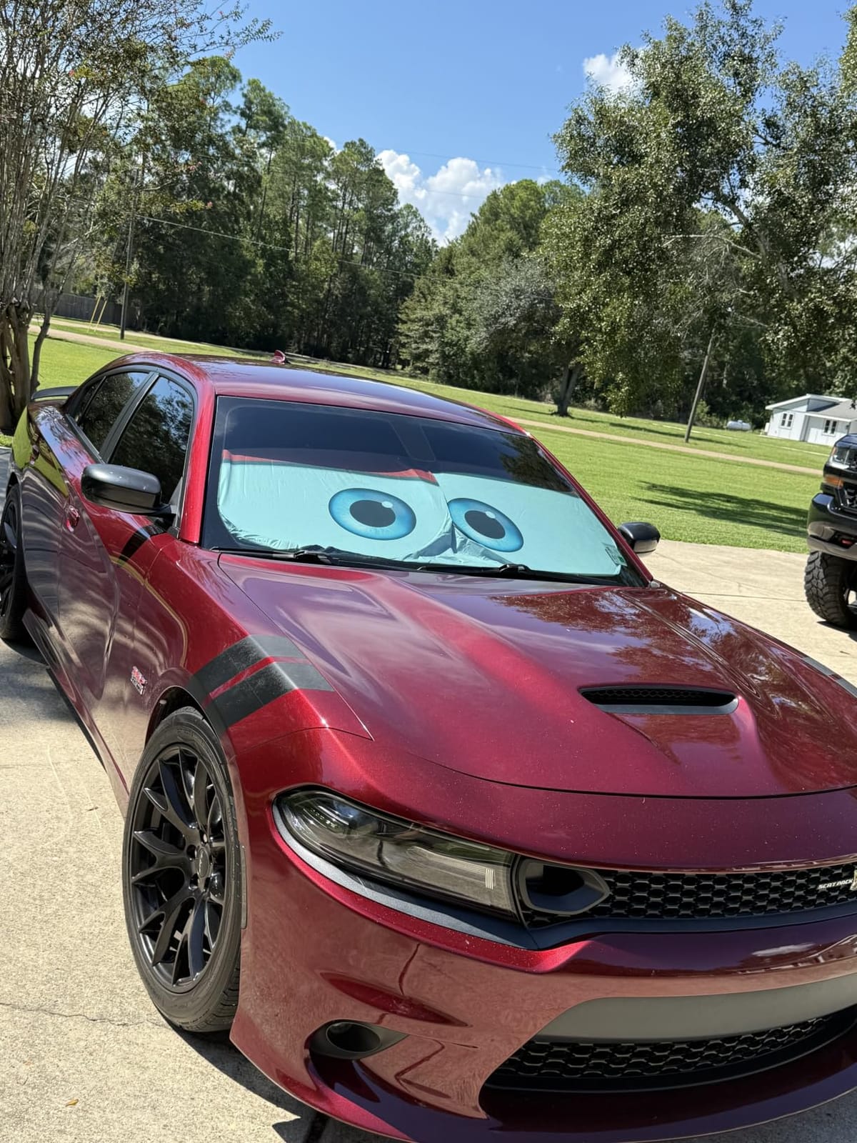 GVEN Windshield Sun Shades Car Sun Shade Protector Blocks UV Rays for Full-Size Sedan & SUV, Mid-Size SUV, Sports Cars, Wagon and Mid-Size Pickup Truck Car Accessories (Black, L) customer photo 2