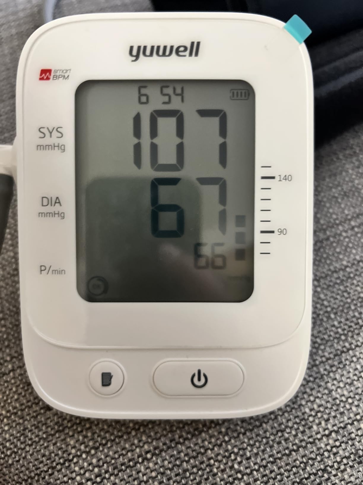yuwell Blood Pressure Monitor, Large Upper Arm Blood Pressure Cuff, Digital Blood Pressure Machine for Home Use, Large Display, Stores 99 Readings, Voice Broadcasting with Power Adapter and Batteries customer photo 1