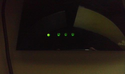 D-Link 16 Port Gigabit Ethernet Unmanaged Slim Switch, Sturdy Metal with Shielded Ports, Silent Fanless, QoS, Plug and Play, Compact Desktop/Wall Mount, Flow Control, Energy Saving, Black (DGS-1016S) customer photo 1