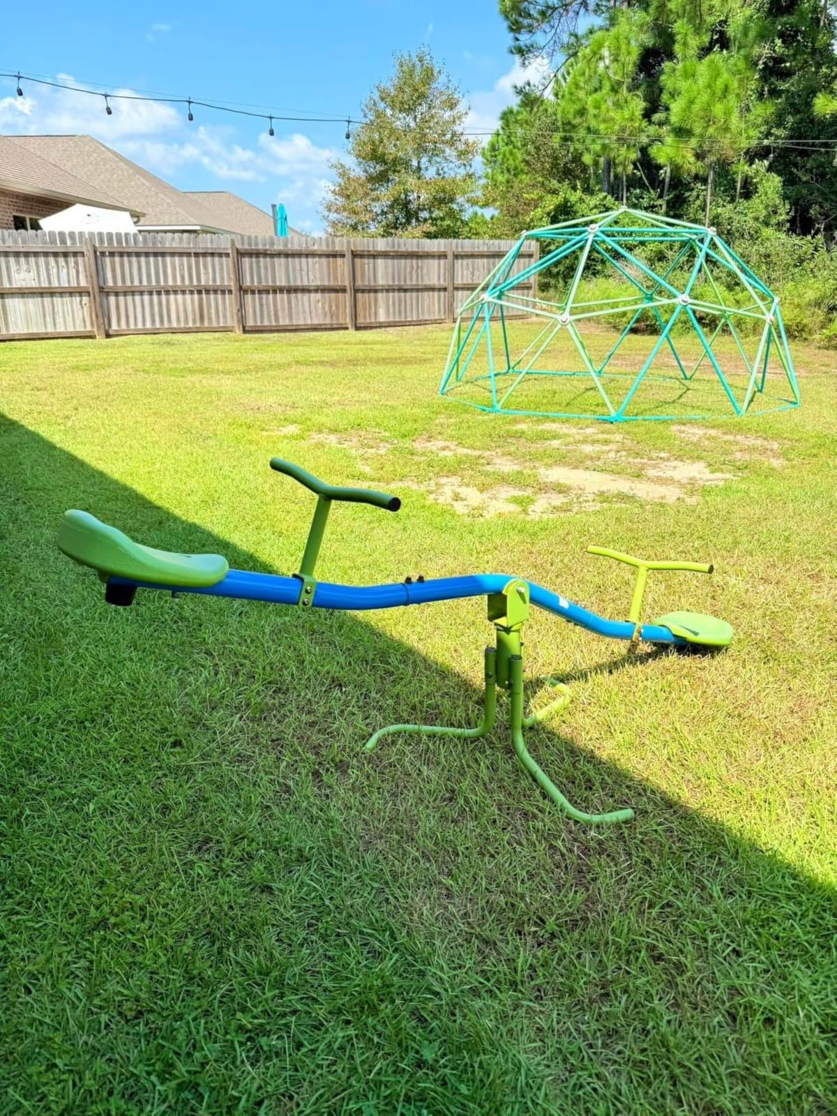 Zupapa 10FT Climbing Dome, Outdoor Jungle Gym for Kids with Climbing Grip - Geometric Dome Climber Outdoor Playset and Easy Assembly Outdoor Play Equipment for Kids (Green, 10FT) customer photo 2