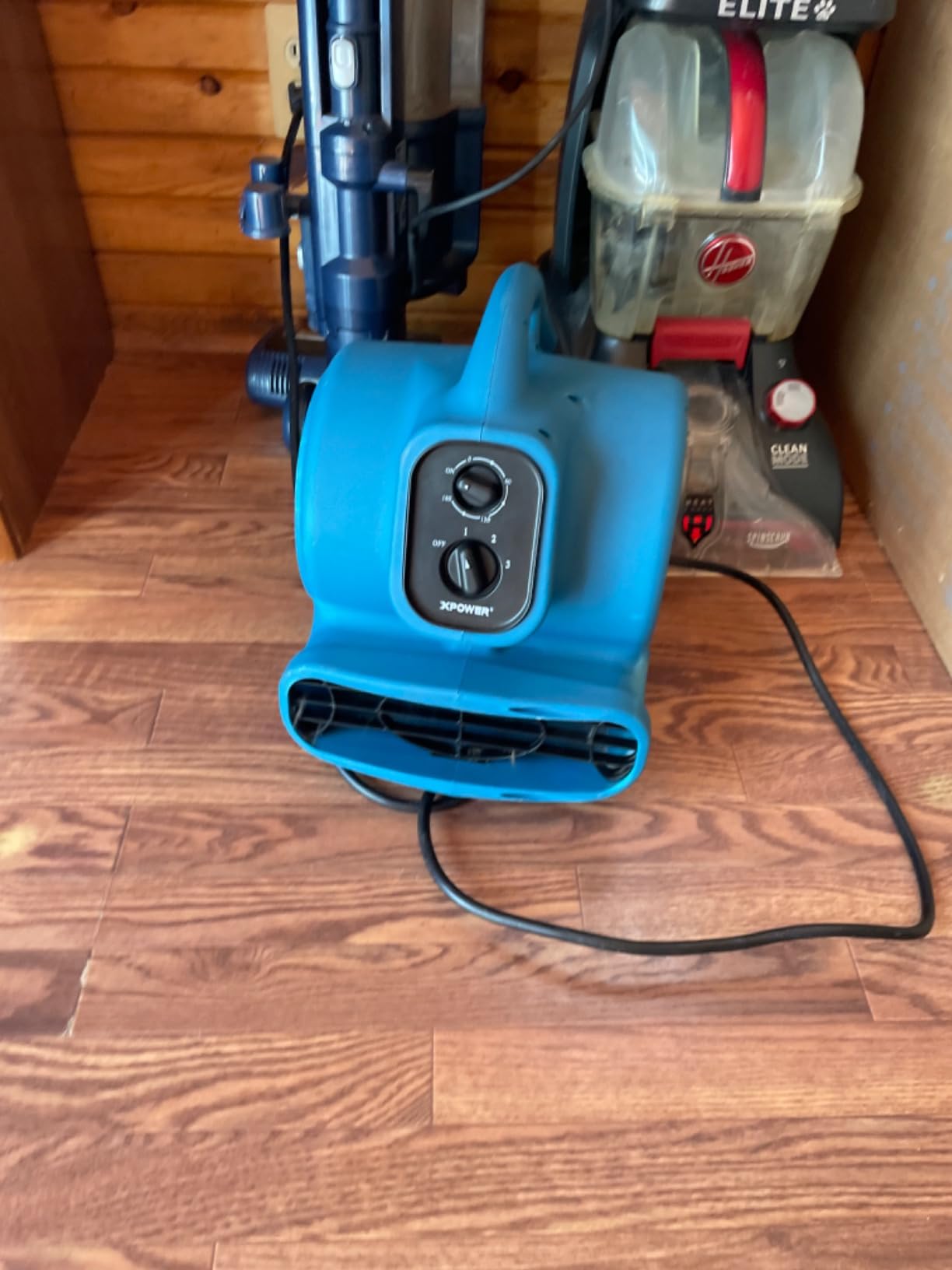 XPOWER P-230AT Mini Mighty 1/4 HP 925 CFM Centrifugal Air Mover, Carpet Dryer, Floor Fan, Blower, Stackable, Daisy Chain, for Water Damage Restoration, Janitorial, Plumbing, Home Use customer photo 1
