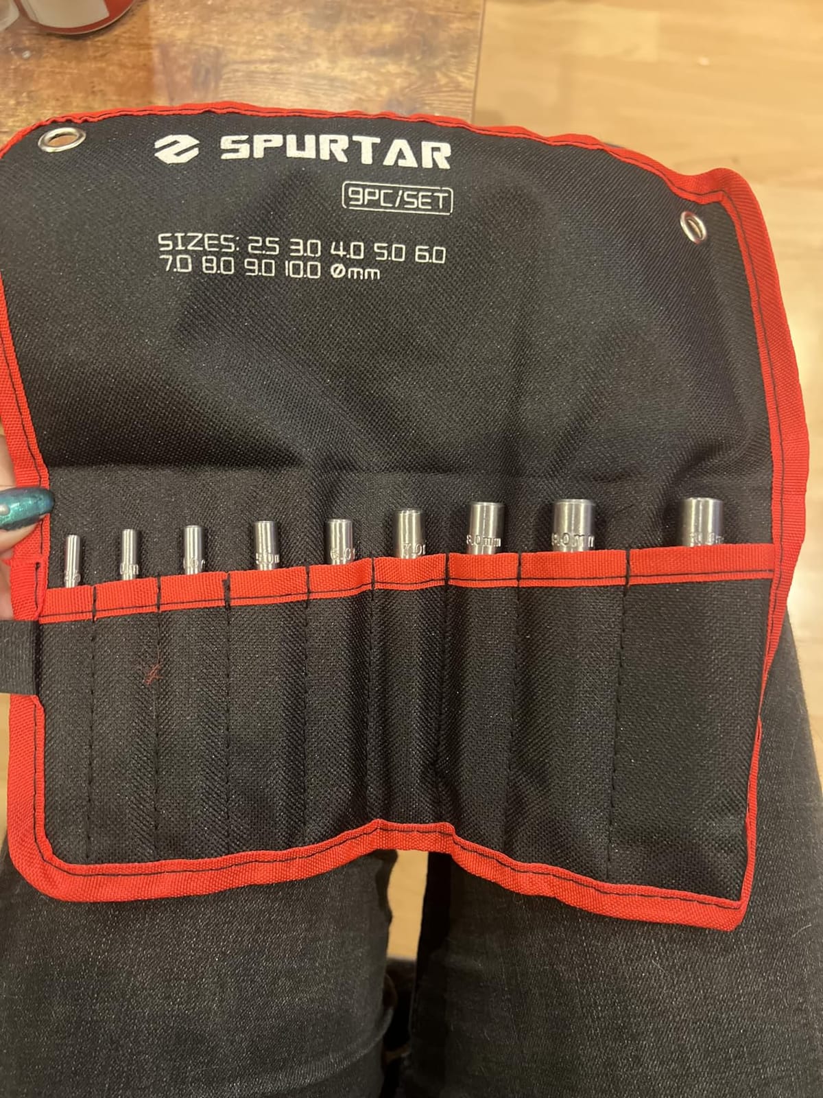 Spurtar Hollow Punch Set 9 Pieces 2.5-10.0mm Leather Punch Set Kit (Black) customer photo 1