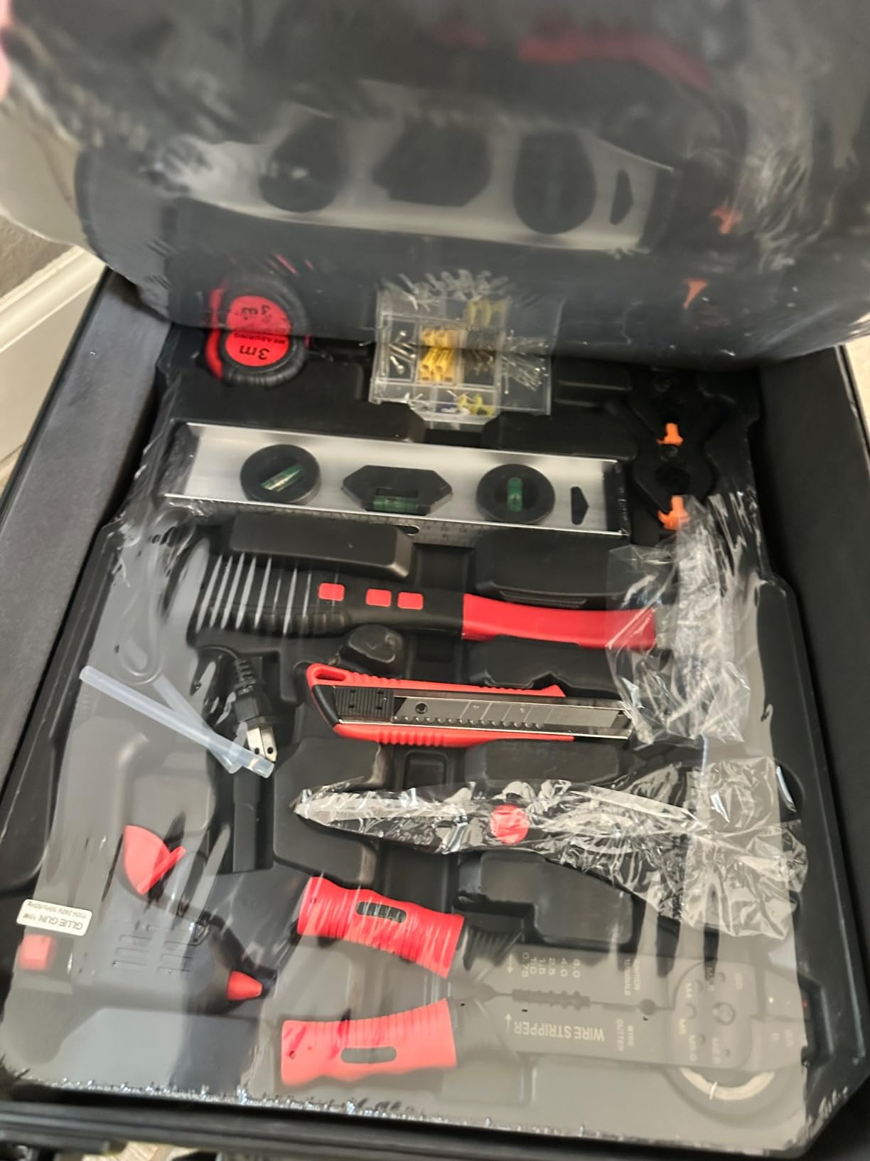 Arcwares 799pcs Aluminum Trolley Case Tool Set Silver, House Repair Kit Set, Household Hand Tool Set, with Tool Belt customer photo 2