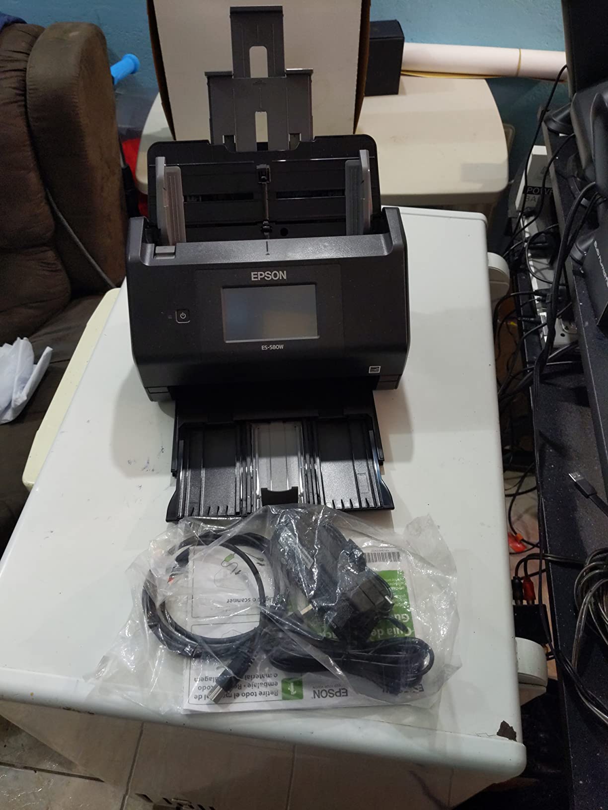Epson Workforce ES-580W Wireless Color Duplex Desktop Document Scanner customer photo 1