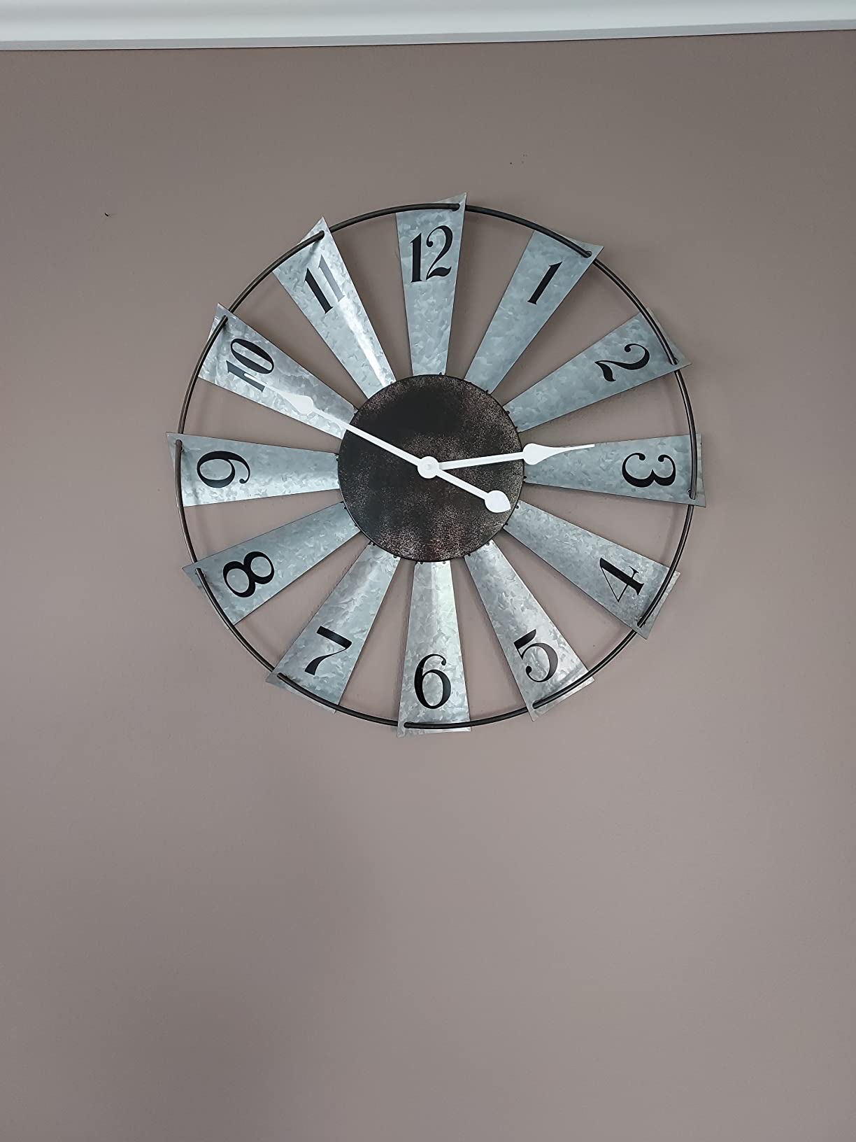 Mrocioa 24inch Windmill Distressed Metal Wall Clocks Rustic Large Decorative Clock Oversized Farmhouse Decor,Non Ticking,Battery Operated customer photo 2