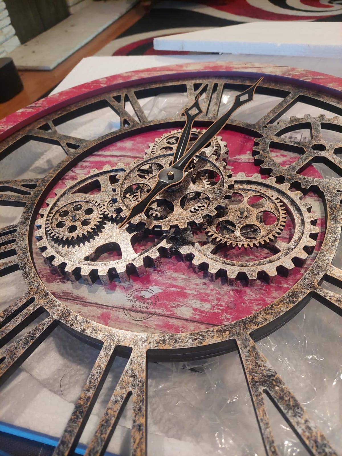 ImprovingLife The Gears Clock The Original Real Moving Gear Wall Clock Vintage Industrial Oversized Rustic Farmhouse (24 inch (60cm), Vintage Black Wood and Bronze) customer photo 1