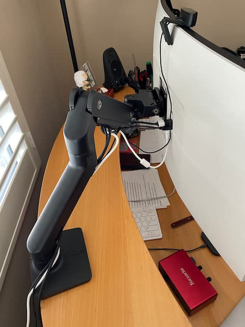 Ergotron – HX Premium Heavy Duty Monitor Arm, Single Monitor VESA Desk Mount – for Flat or Slight Curved Ultrawide Monitors Up to 49 inches, 20 to 42 lbs – Standard Pivot, Matte Black customer photo 2