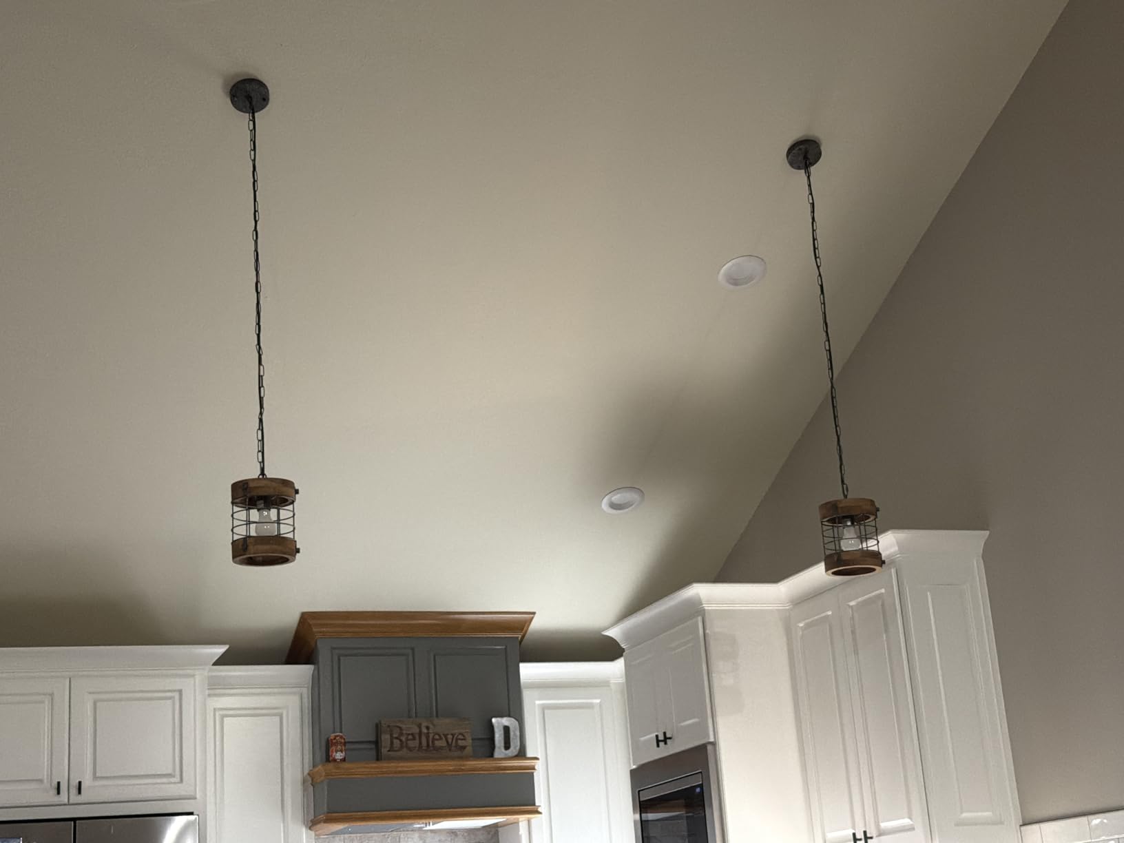 Retro Industrial Metal and Wood Chandelier 1-Light Round Cage Pendant Light Fixture for Kitchen Island Foyer Hallway Bar Dining Room Restaurant, D 7.9