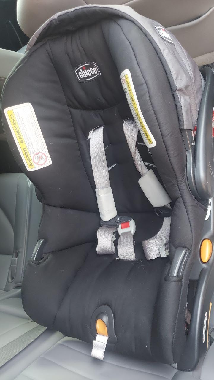 Chicco Bravo 3-in-1 Travel System w/KeyFit 30 Infant Car Seat & Base | Trio Travel System for Newborns & Toddlers, UPF 50+ Canopy, 4-Wheel Suspension, 1-Hand Self-Standing Fold, Grey customer photo 2