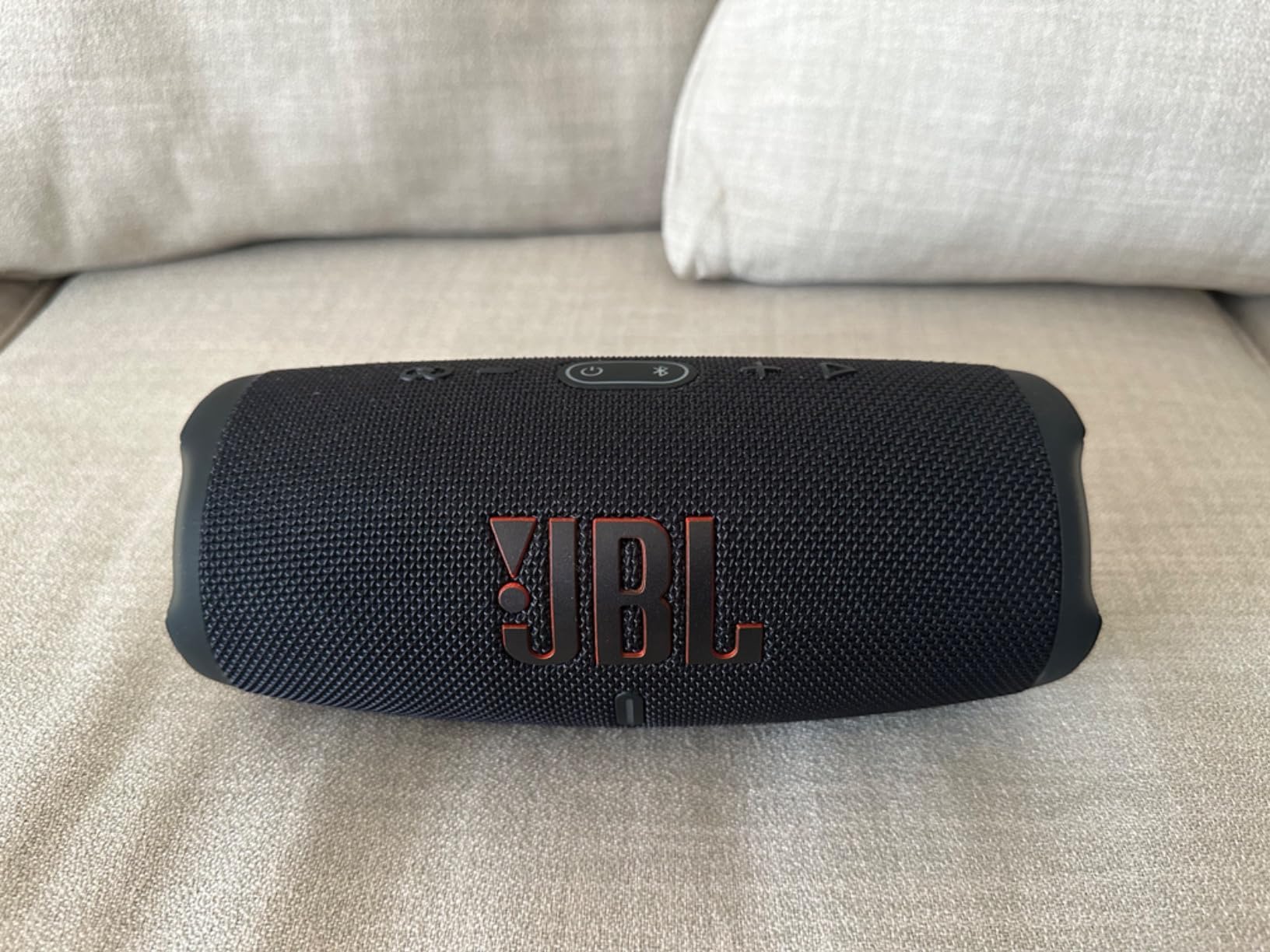 JBL Charge 5 - Portable Waterproof Speaker - Camo | Bold JBL Original Pro Sound, 20 hours of playtime, IP67 waterproof and dustproof, Wireless Bluetooth Streaming customer photo 2
