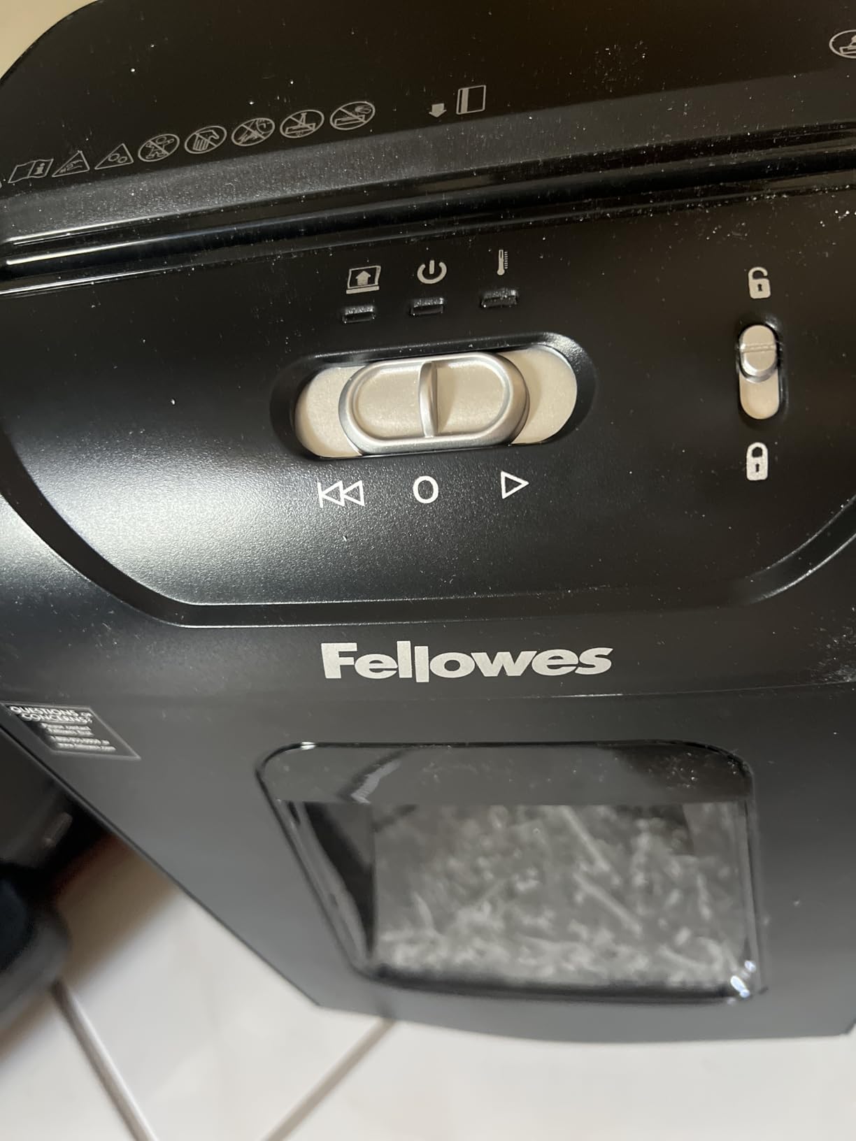 Fellowes 14C10 14-Sheet Cross-Cut Home Office Paper Shredder customer photo 1