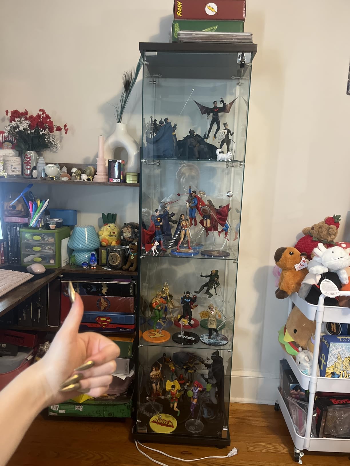FLYMUHJIA Curio Cabinet Glass Display Case for Collectibles with Door, 4 Display Shelves Showcase, 64.2”Hx16.9''Lx 14.6''W Black customer photo 2