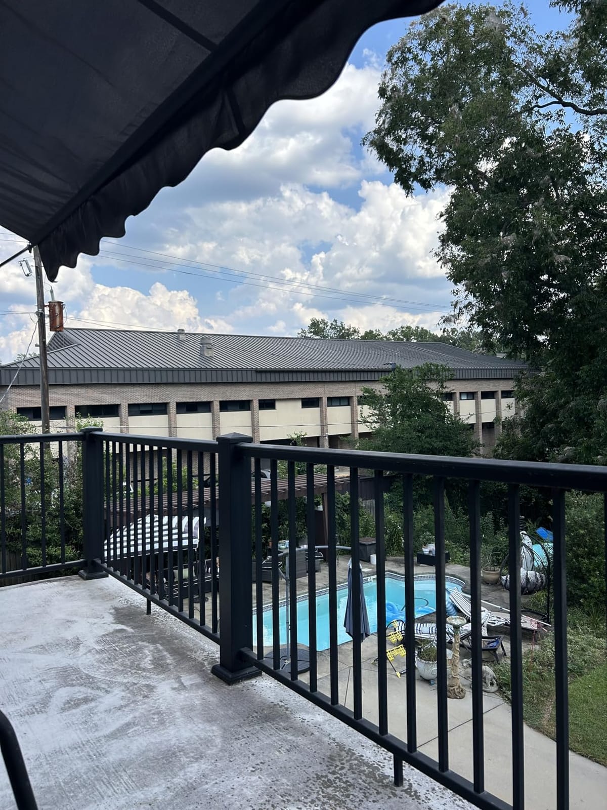 STEELAID Manual Retractable Awning – 118” Non-Screw Outdoor Sun Shade – Adjustable Pergola Shade Cover with UV Protection – 100% Polyester Made Outdoor Canopy – Ideal for Any Window or Door customer photo 2
