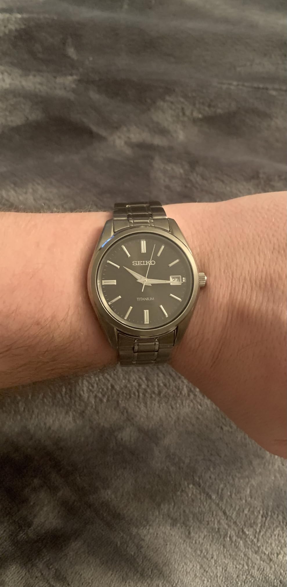 Seiko SUR375 Watch for Men - Essentials - Black Dial with Sunray Finish, Date Calendar, Titanium Case & Bracelet, Sapphire Crystal, and 100m Water Resistant… customer photo 2