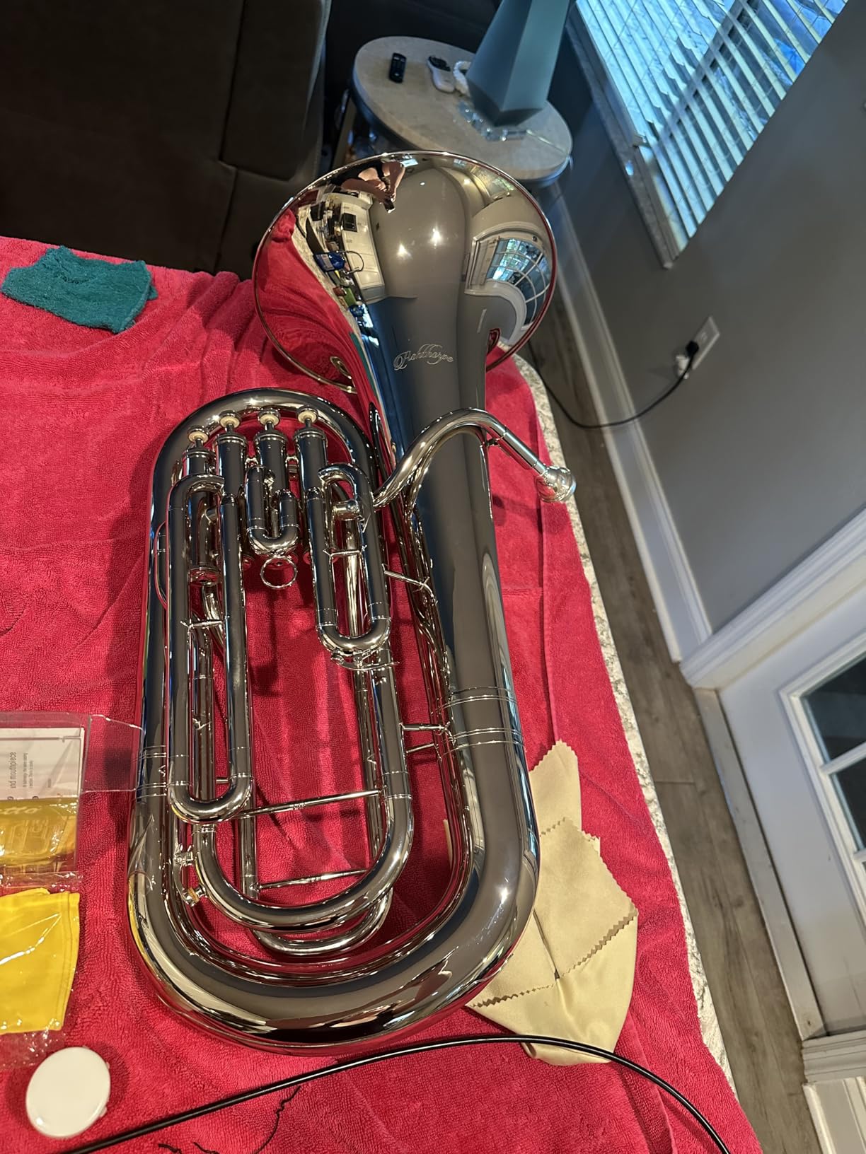 Libretto Low Brass ALL-INCLUSIVE Cleaning Kit with Instructions: Valve Oil + Slide Grease + Cleaning Cloth + Mouthpiece/Valve/Bore Brushes. A Great Gift for Tuba, Euphonium, Baritone, Sousaphone &More customer photo 1