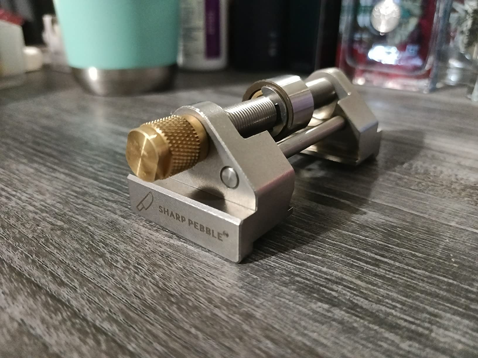 Sharp Pebble Honing Guide for Chisels and Planes - Chisel Sharpening Jig | Fits Chisels 0.25' to 1.96' & Planer Blades 1.41' to 3.22' - Stainless Steel customer photo 1