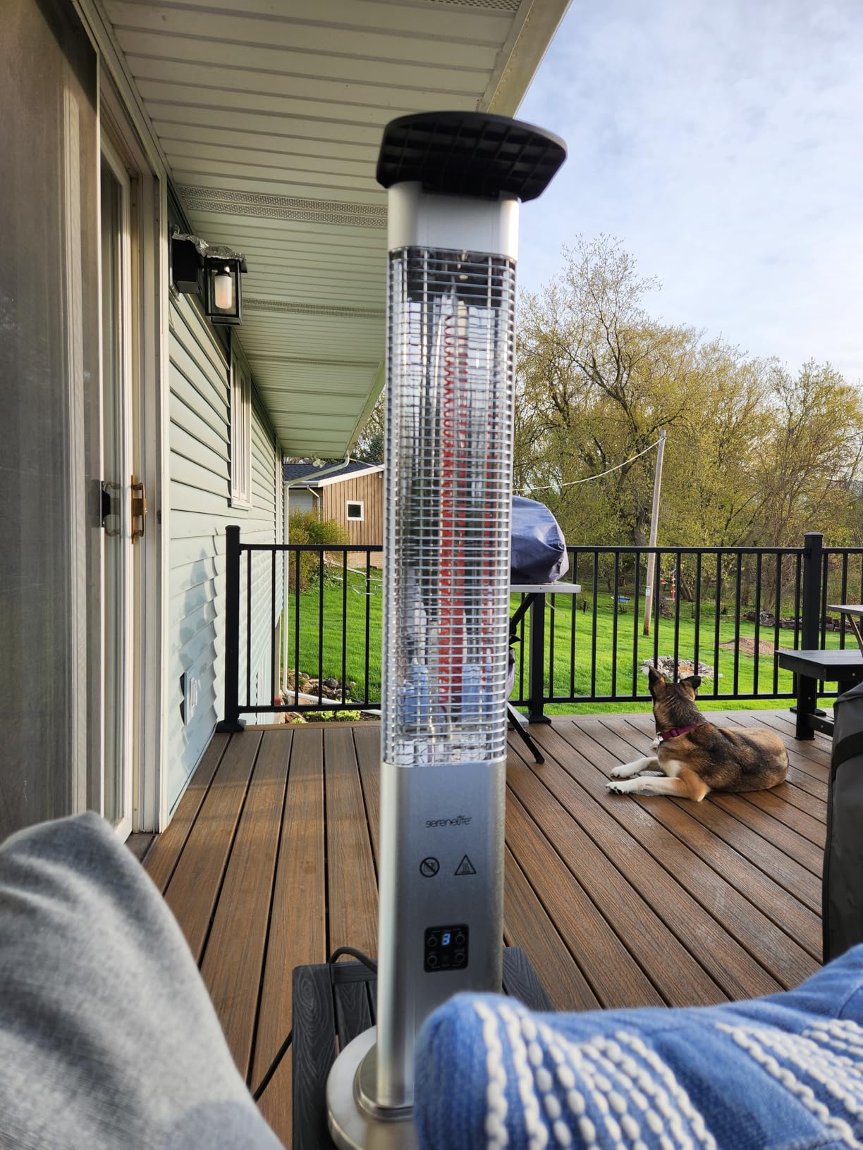 SereneLife Infrared Patio Heater, 1500W Electric Standing with Remote Control, IP44 Approved, Odorless, Three Power Settings, Indoor/Outdoor for Restaurant, Backyard, Garage, Decks customer photo 2