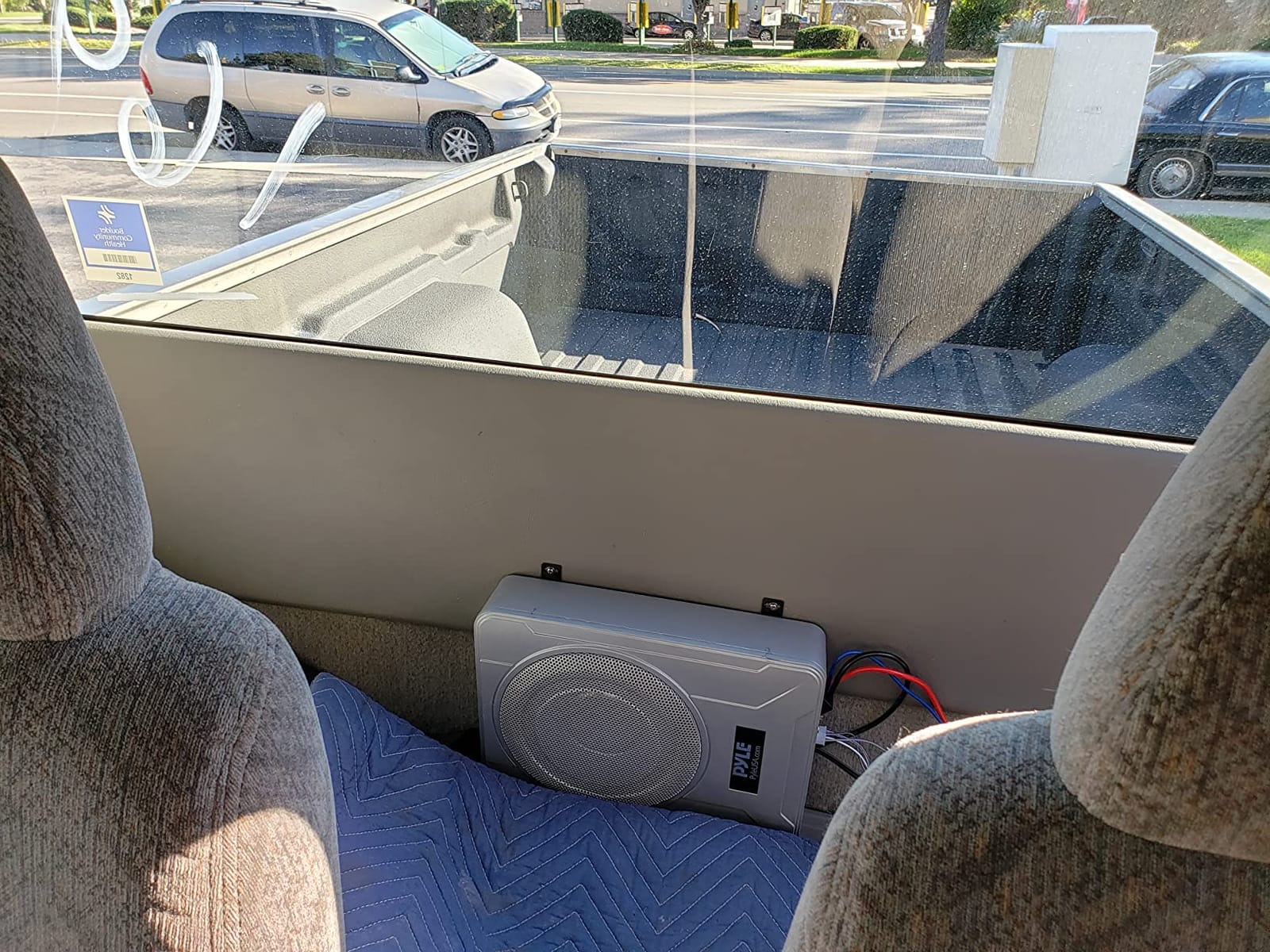 Pyle 8-Inch Low-Profile Amplified Subwoofer System - 600 Watt Compact Enclosed Active Underseat Car Audio Subwoofer with Built In Amp, Powered Car Subwoofer w/ Low & High Level Inputs - Pyle PLBX8A customer photo 2