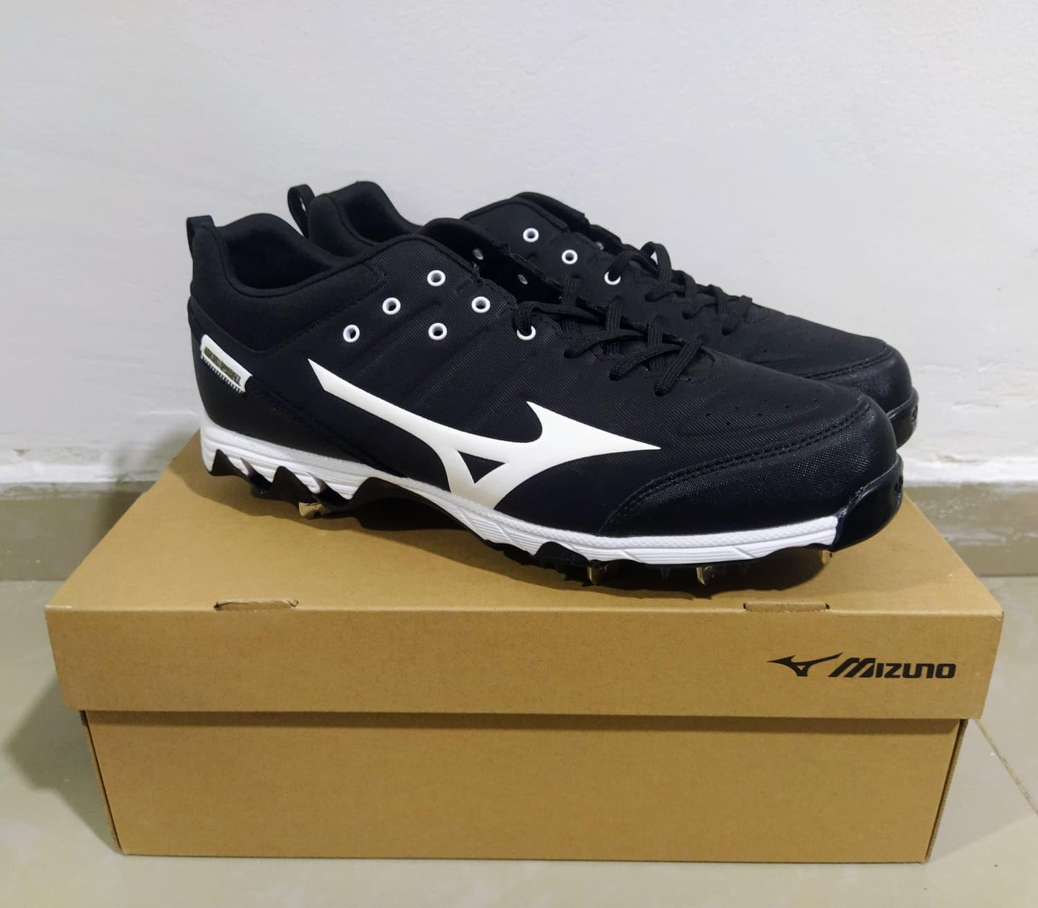 Mizuno Men's 9-Spike Ambition 2 Baseball Shoe customer photo 1