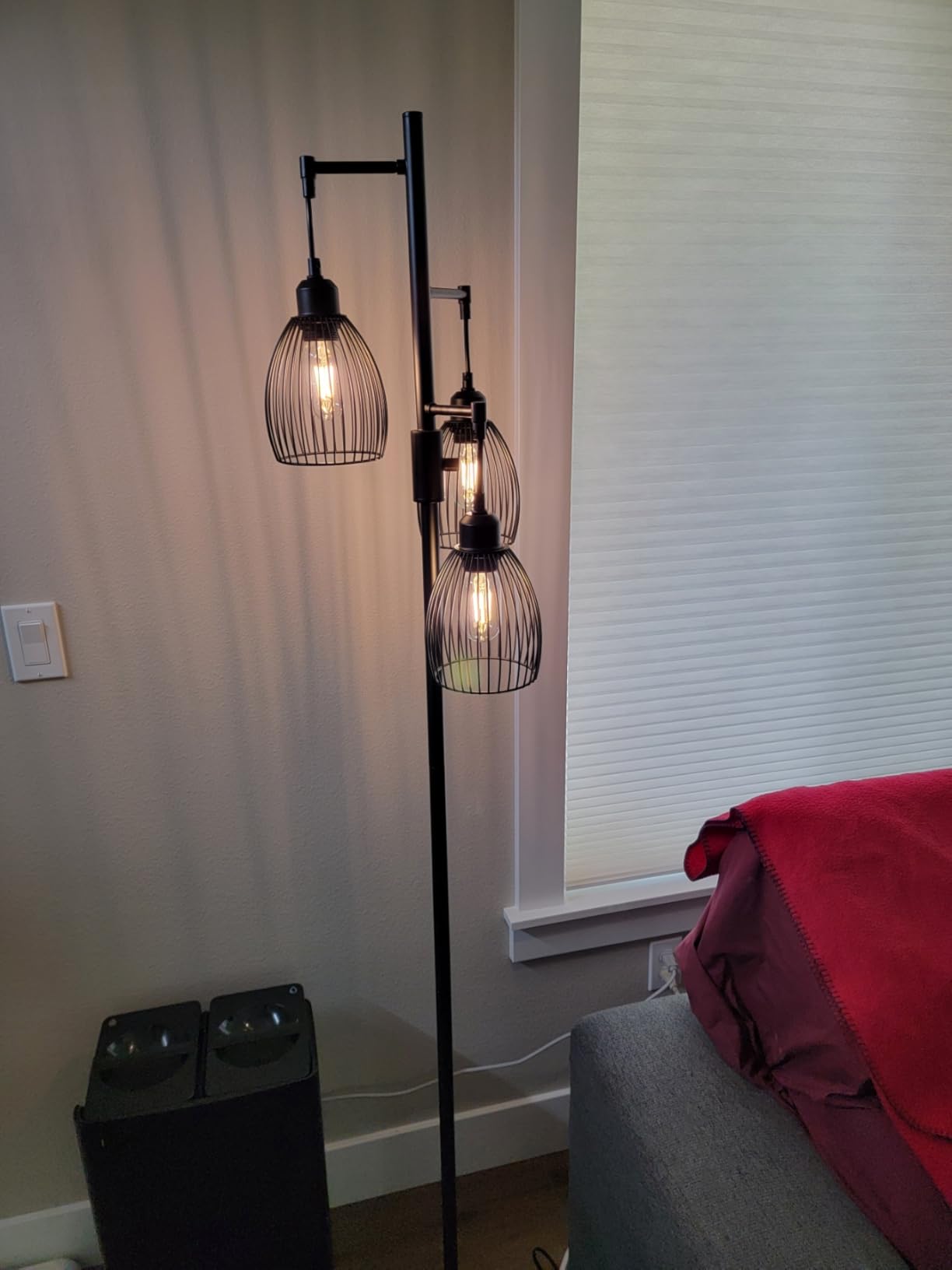 Dimmable Floor Lamp, 3 x 800LM LED Edison Bulbs Included, Farmhouse Industrial Floor Lamp Standing Tree Lamp with Elegant Teardrop Cage Head Tall Lamp for Living Room Bedroom Office Dining Room - Gold customer photo 2