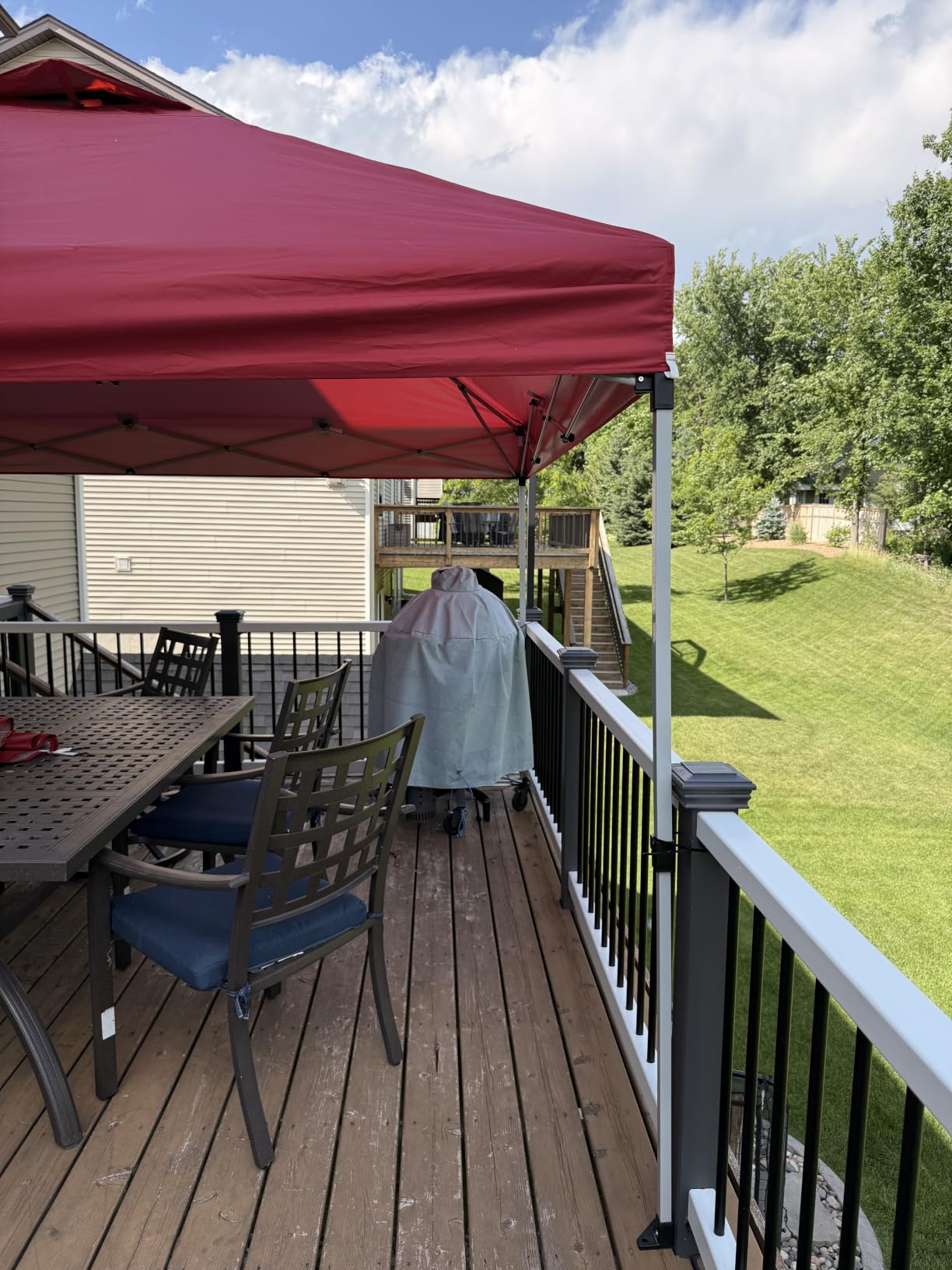 CROWN SHADES 10x10 Pop Up Canopy with 1 Side Wall, Beach Canopy Tent, White customer photo 2