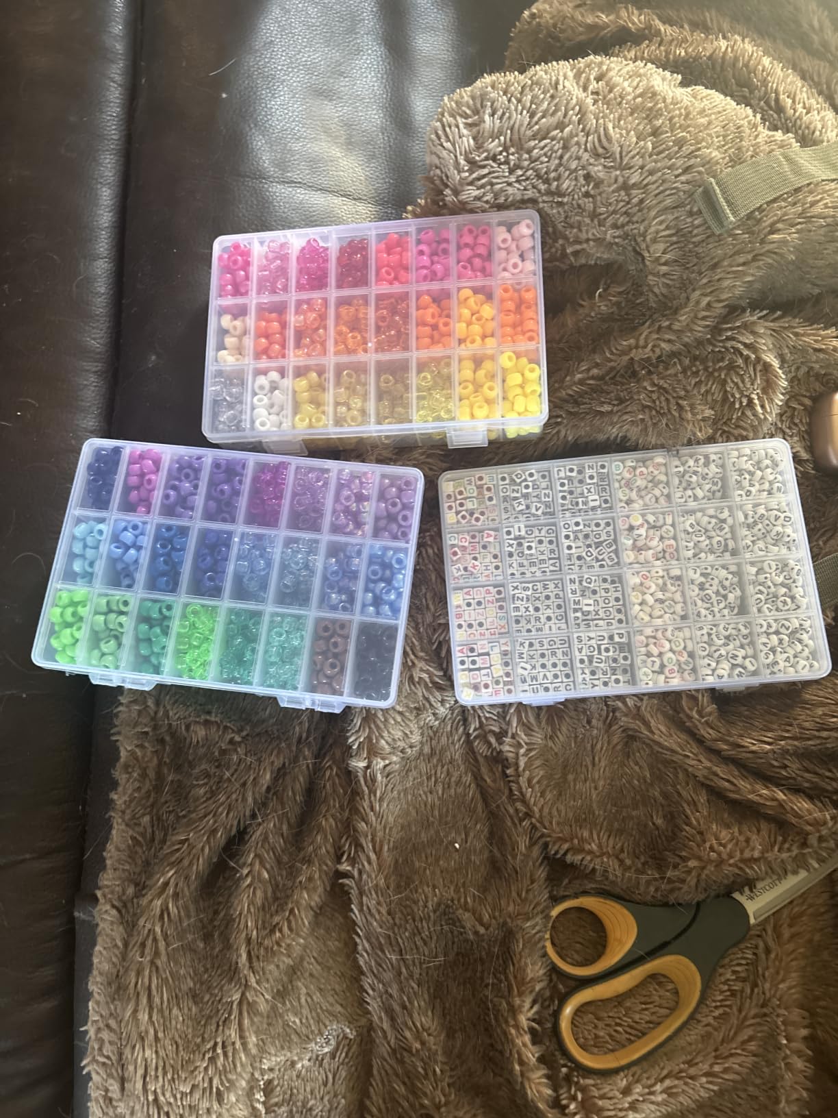 Quefe 48 Colors 4000pcs Pony Beads Bracelet Making Kit with Letter Beads customer photo 1