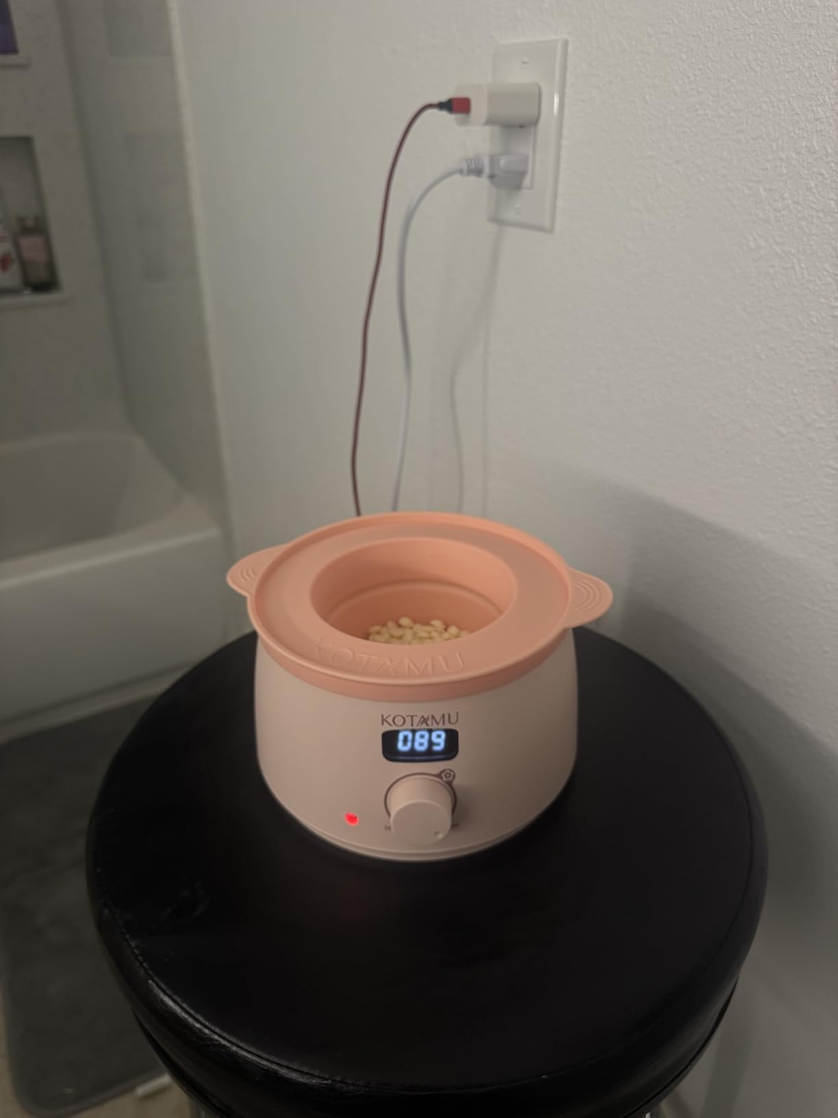KOTAMU Waxing Kit for Women & Men, Pink Digital Wax Pot Warmer Hair Removal customer photo 2