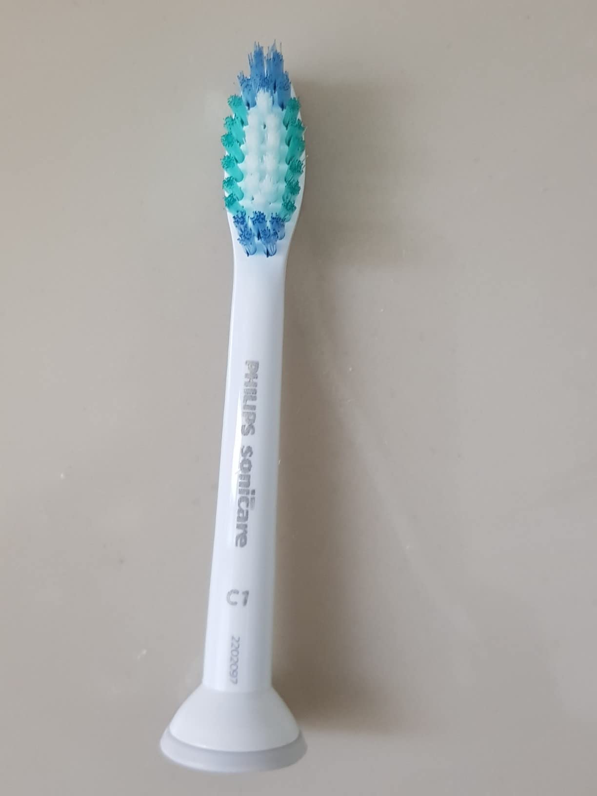 PHILIPS Sonicare 2100 Rechargeable Electric Toothbrush, 1 Brush Head, White customer photo 2