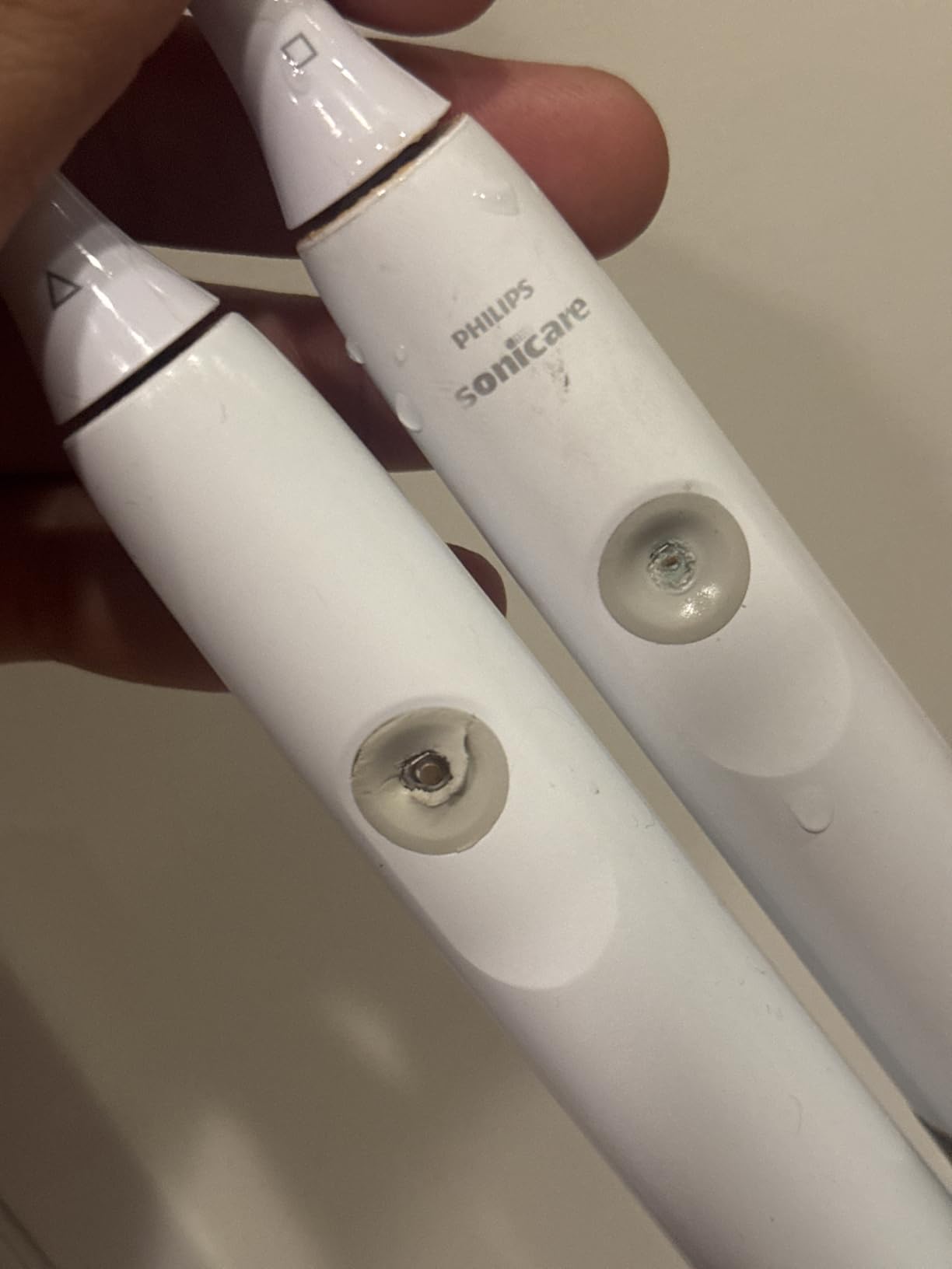 PHILIPS Sonicare 1100 Rechargeable Electric Toothbrush, 1 Brush Head, White customer photo 1