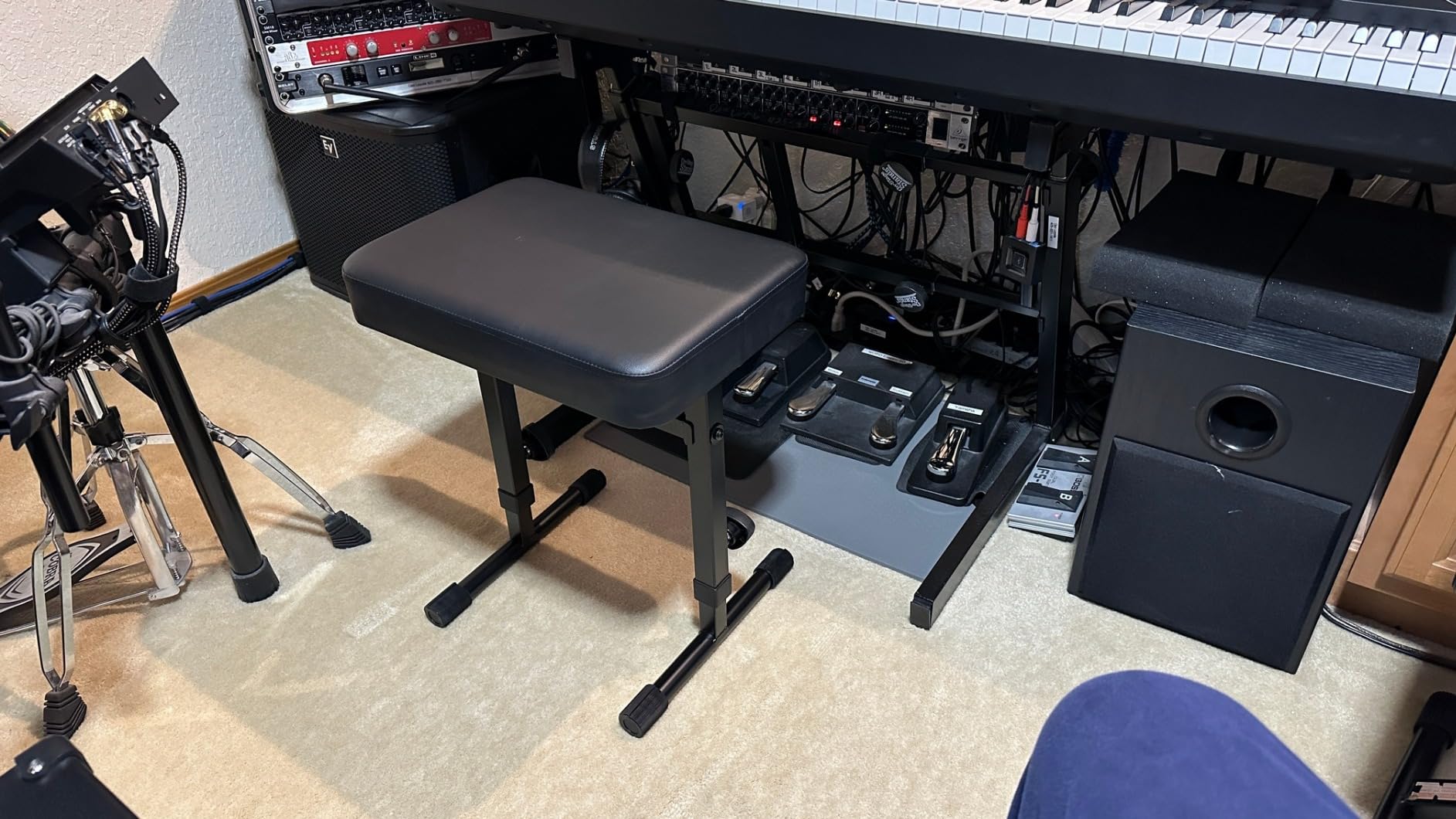 Liquid Stands Piano Bench Adjustable Stool – Music Keyboard Bench Seat for Piano Keyboard Stand with Black Padded Cushion for Musicians Piano Stool Chair (PU Leather) customer photo 2