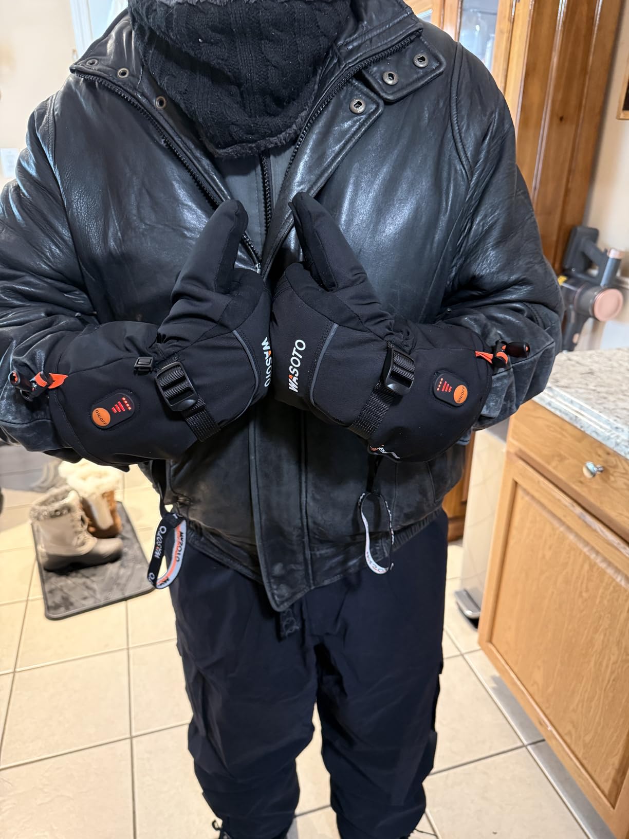 WASOTO Heated Gloves for Men Women Heated Ski Gloves customer photo 1