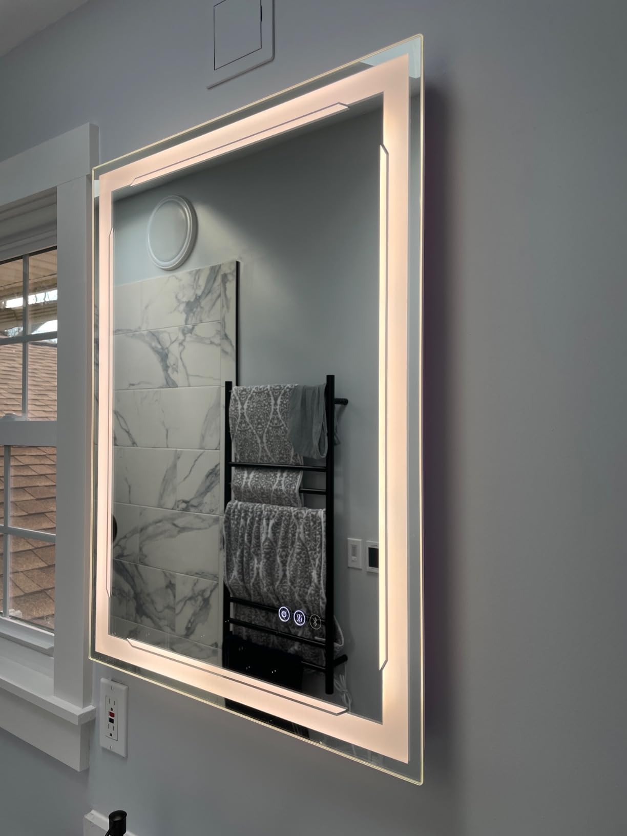 24x32 in LED Bathroom Vanity Makeup Mirror with Lights & Bluetooth Speaker customer photo 2