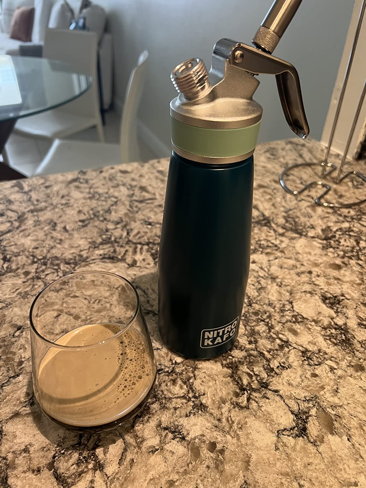 Nitro Cold Brew Maker, Nitro Diffuser Nozzle & Cold Brew Maker, 1-Pint/0.5L - Aluminum Nitro Cold Brew Coffee Maker for Homemade Nitro Cold Brew, Use with N2 Cartridges (Not Included) customer photo 1