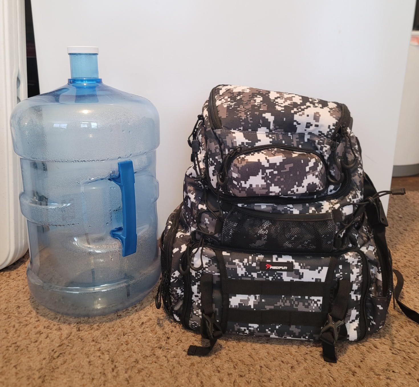 Piscifun Fishing Tackle Backpack, 42L Rod & Box Carrier, Waterproof customer photo 1