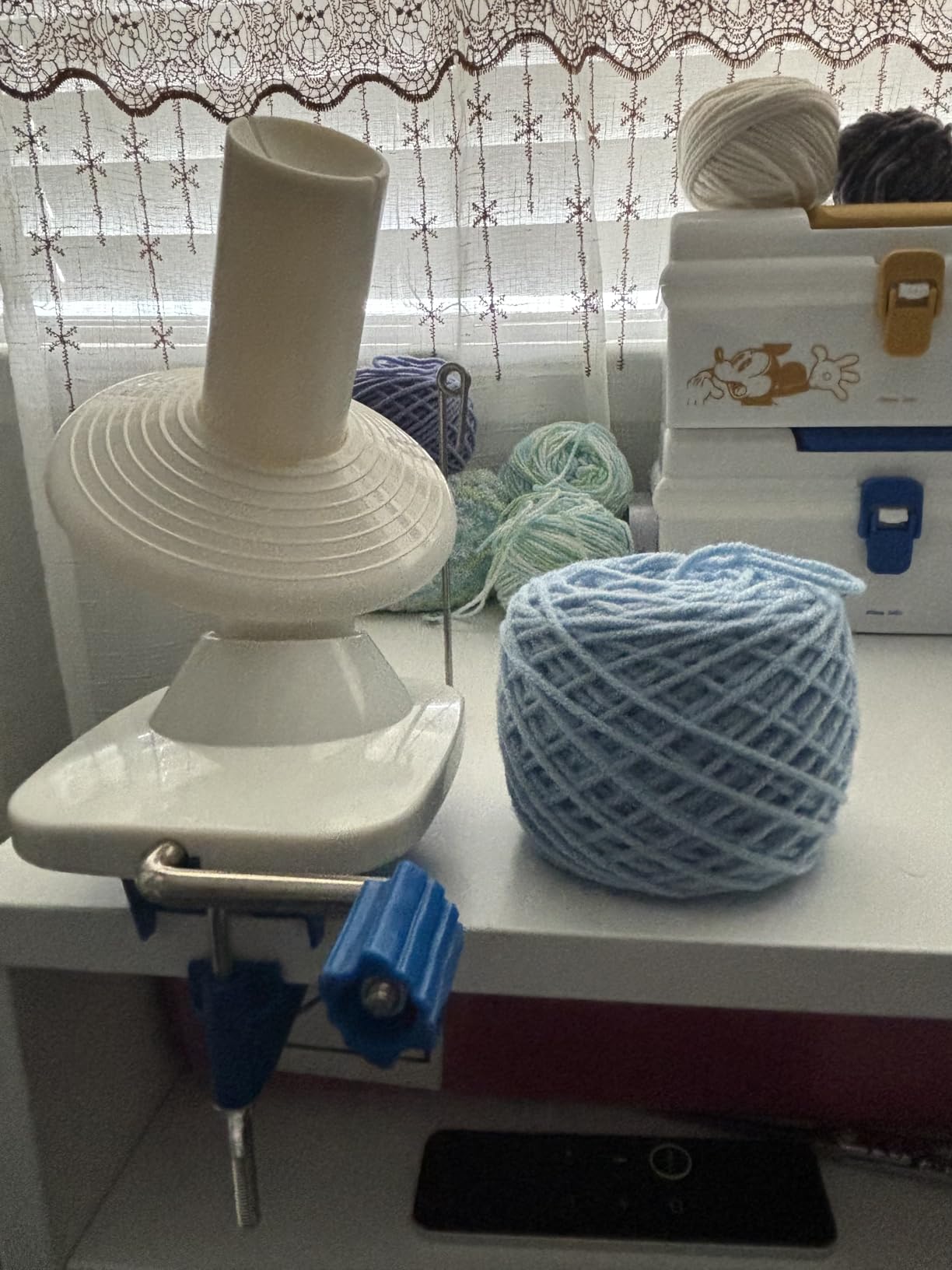 Adhafera Yarn Winder, Ball Winder for Crocheting, Yarn Spinner for Knitting customer photo 1
