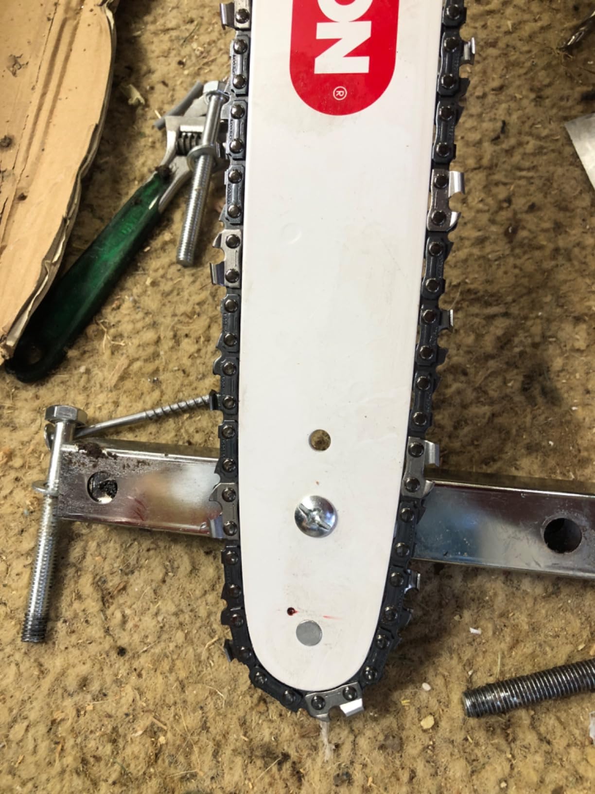 Portable Chainsaw Mill 36 Inches Planking Milling Bar Size 14 Inches to 36 Inches, with 9Ft Rail Mill Guide System customer photo 1