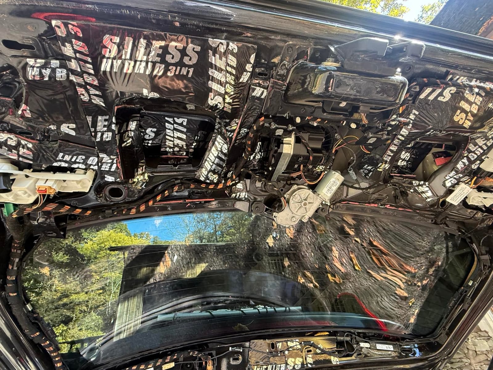 Siless Hybrid 3in1 200 mil 25 sqft Car Sound Deadening mat - Butyl Automotive Sound Deadener - Noise Insulation and Vibration Dampening Material customer photo 2