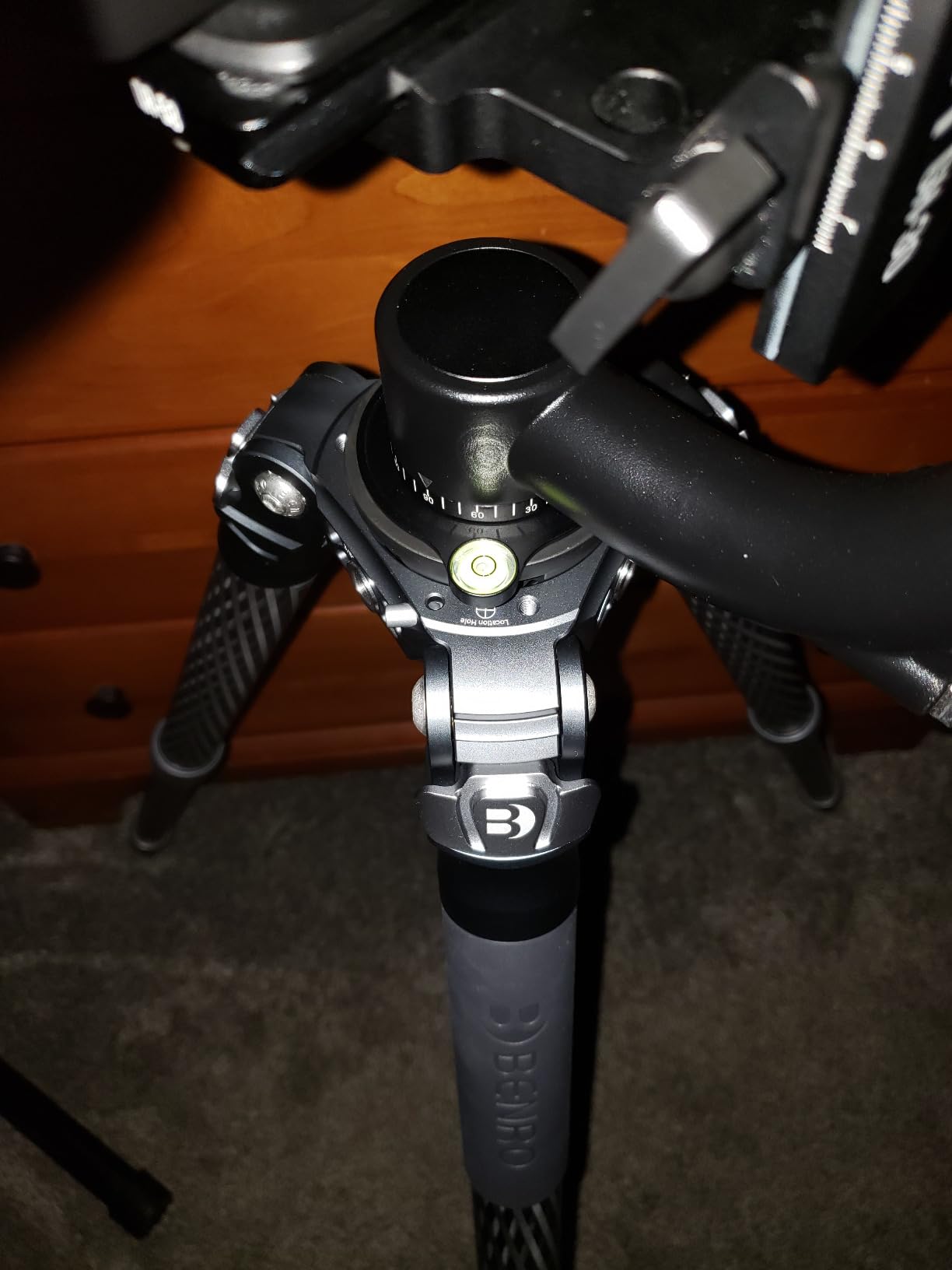 Benro Mammoth Carbon Fiber Tripod - Heavy-Duty 4-Section Tripod with 75mm Bowl, Twist Locks, High Load Capacity, and Carrying Case for Professional DSLR, Mirrorless & Video Production (TMTH44C) customer photo 2