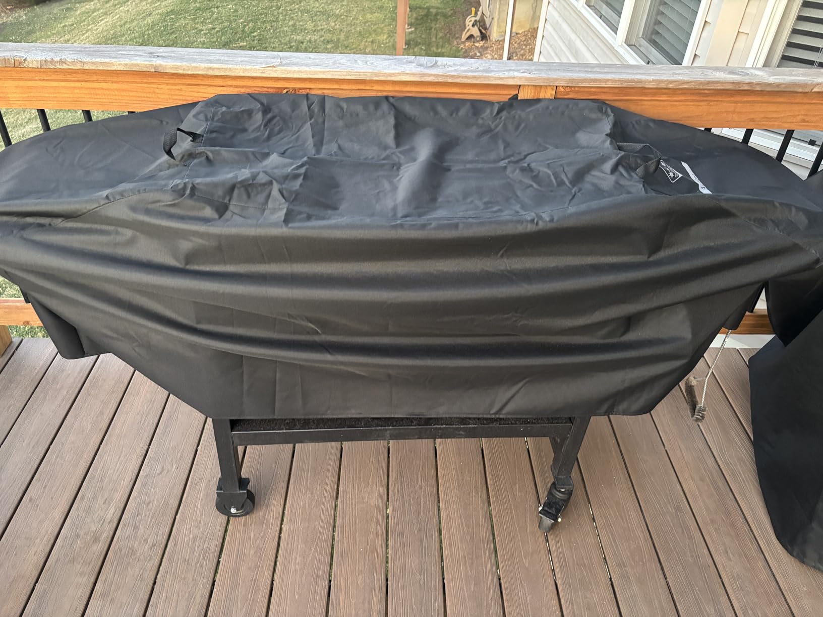 Griddle Cover for Blackstone 36 inch Griddle Compared to Blackstone 1528, 1000D, 2026 Upgraded Heavy Duty, Waterproof, Tear and Fade Resistant, Windproof Straps, Handles, Air Vent, Flat Top Grill customer photo 2
